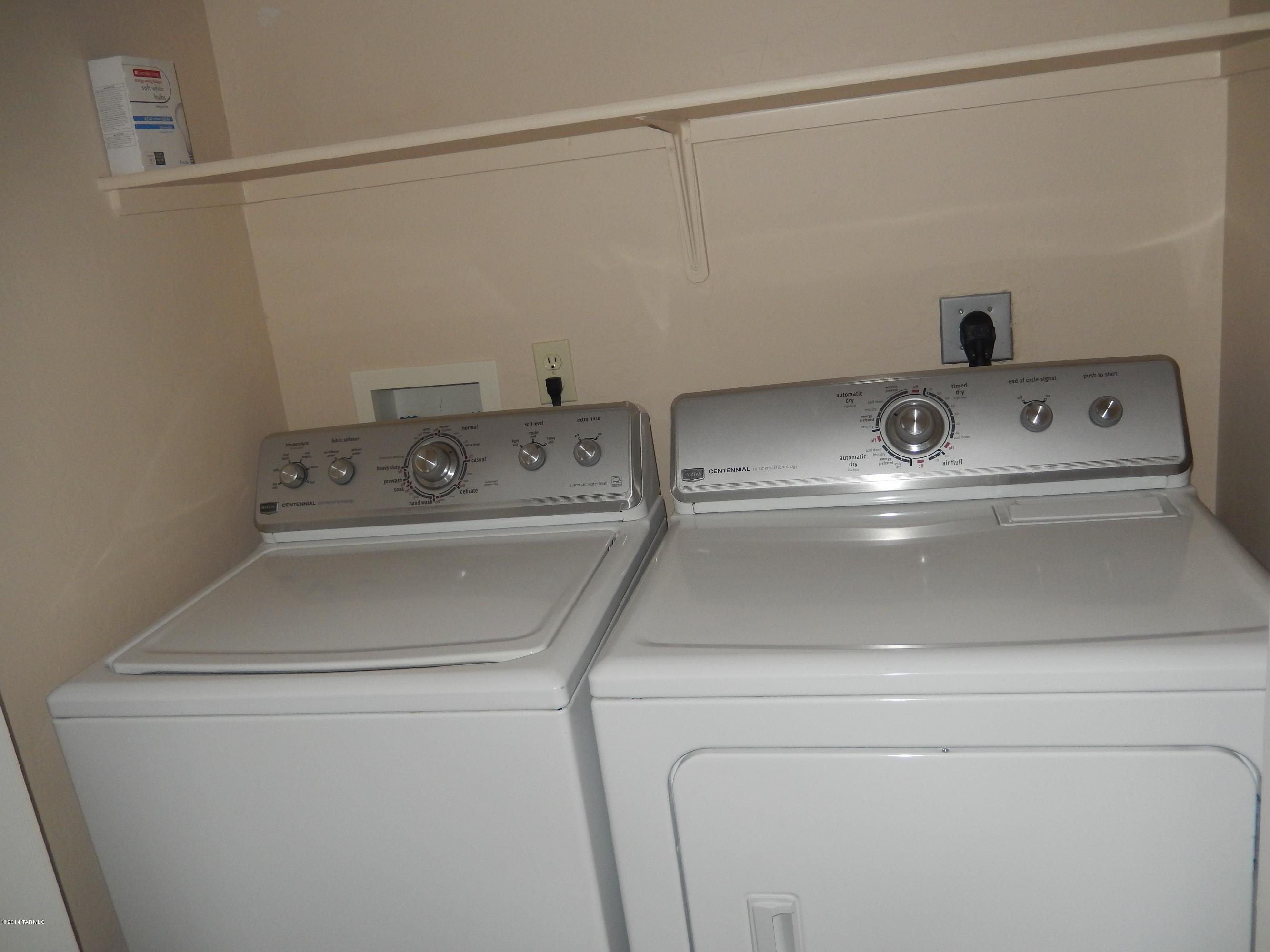 Kinney Village (1-112) - Residential Lease