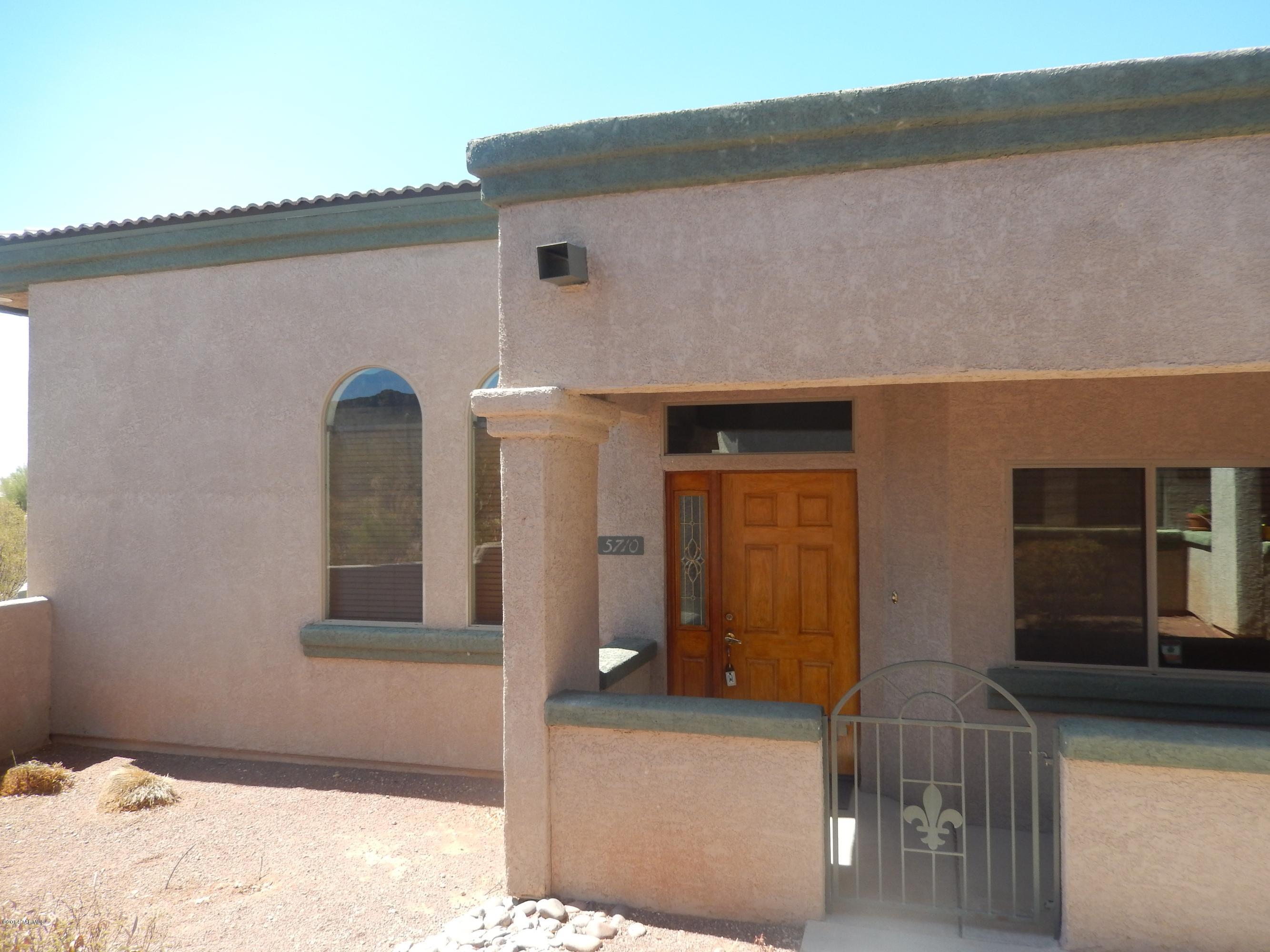 Kinney Village (1-112) - Residential Lease
