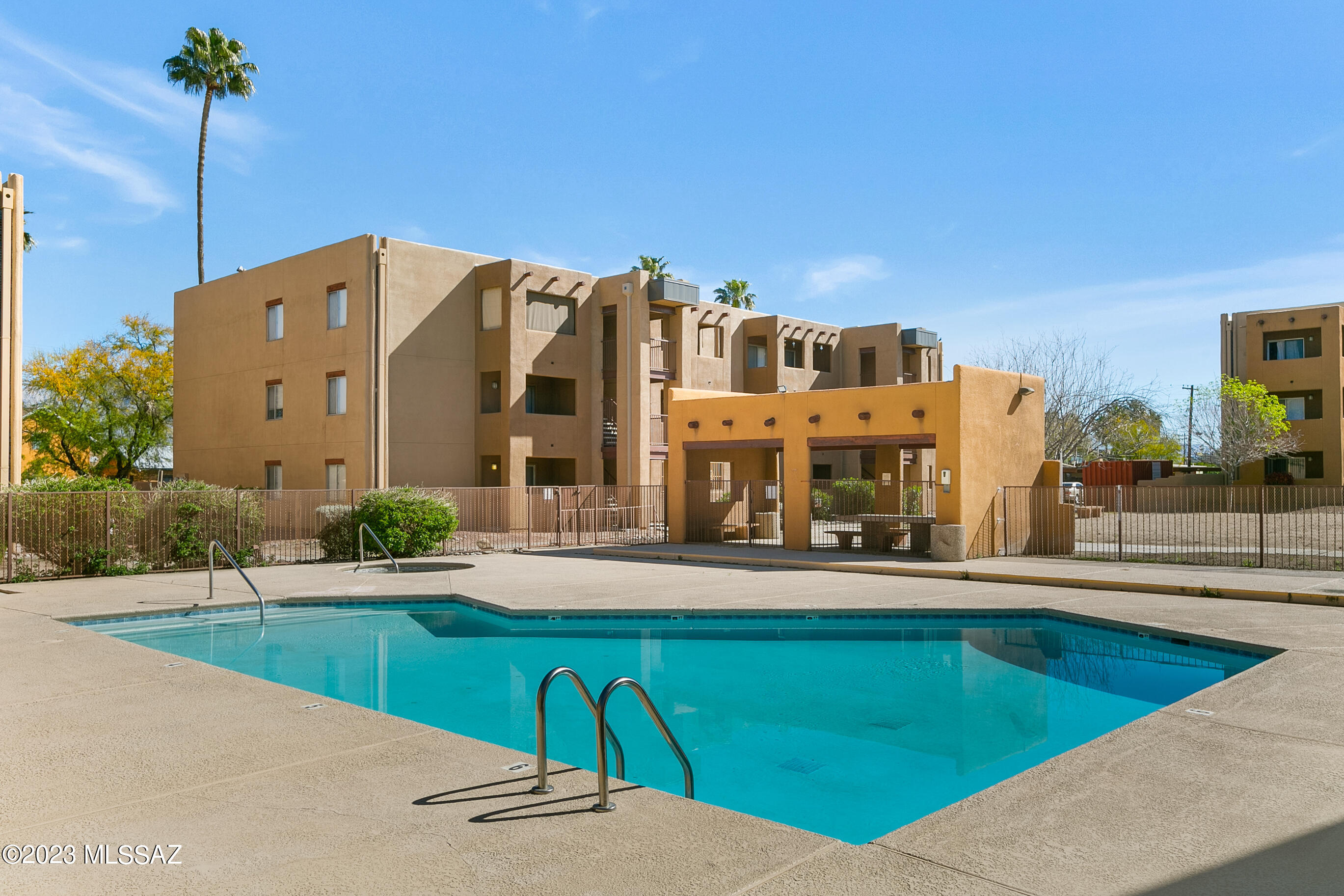 Casa Club Condominium - Residential