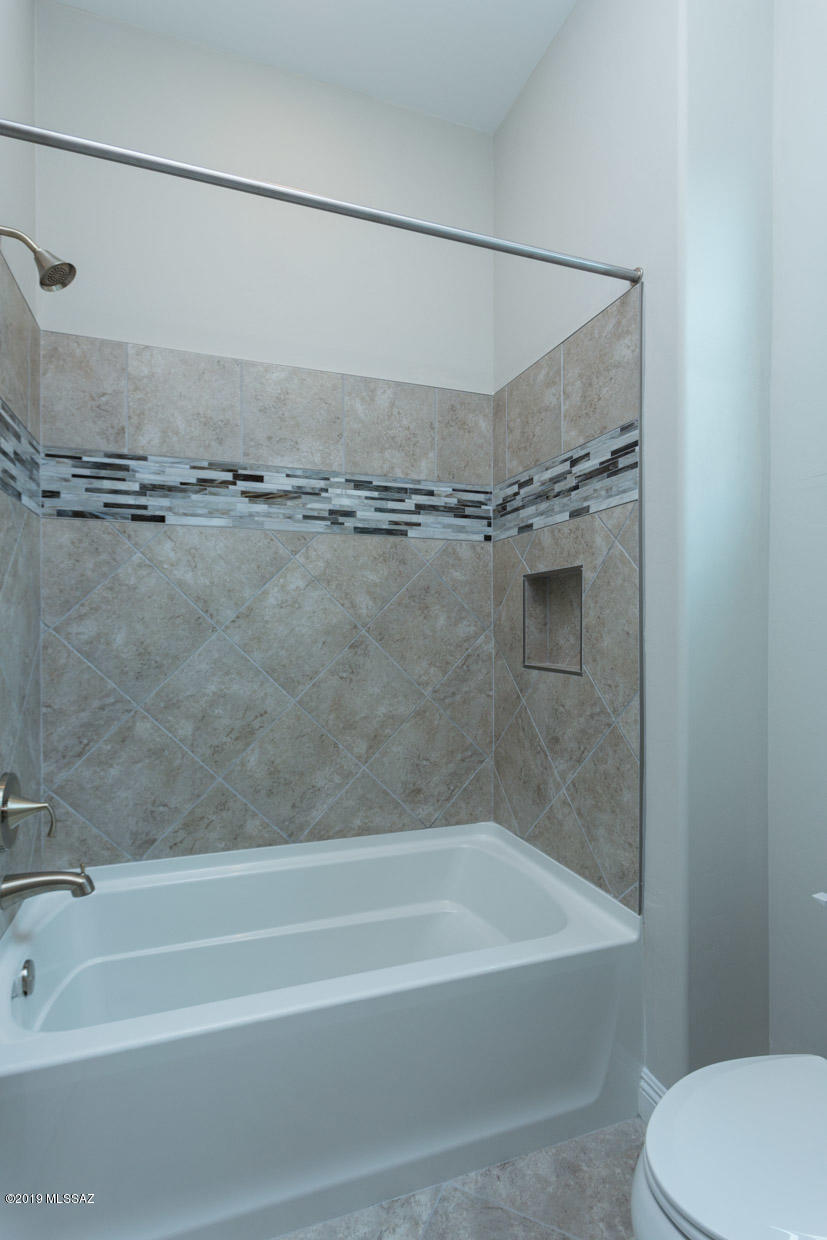 Del Webb At Dove Mountain SQ20131930189 - Residential