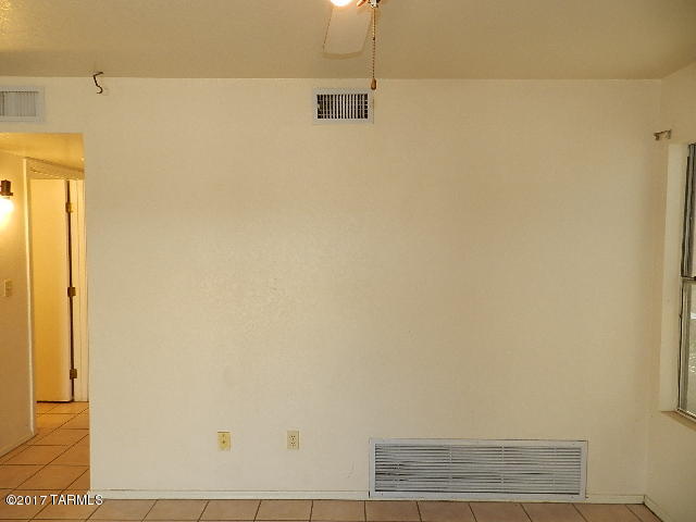Country Highlands (1-180) - Residential