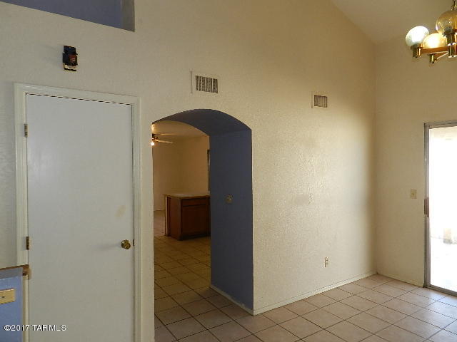 Country Highlands (1-180) - Residential