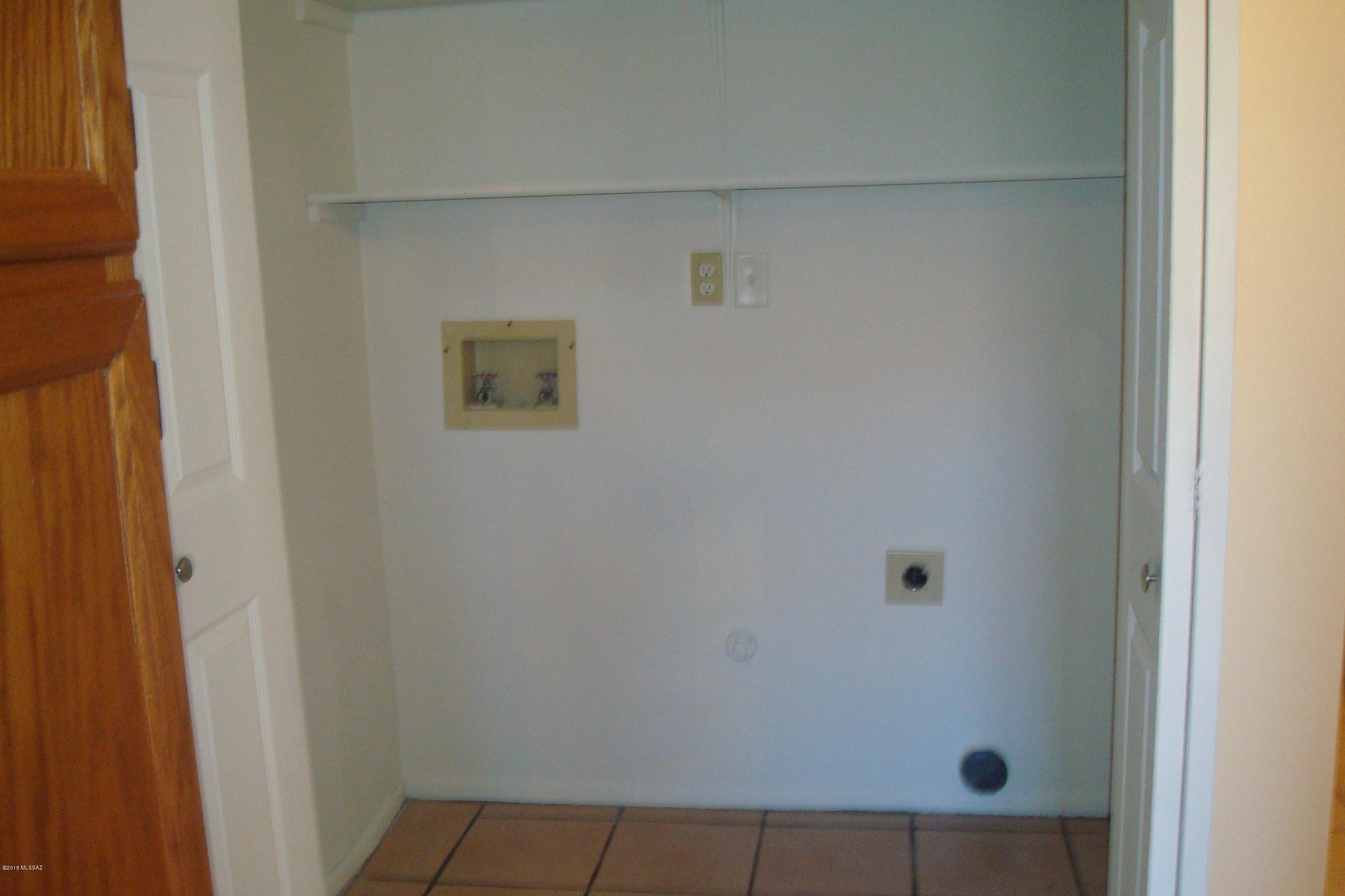 Woodland Place Condominiums (101-152, 201-252) - Residential