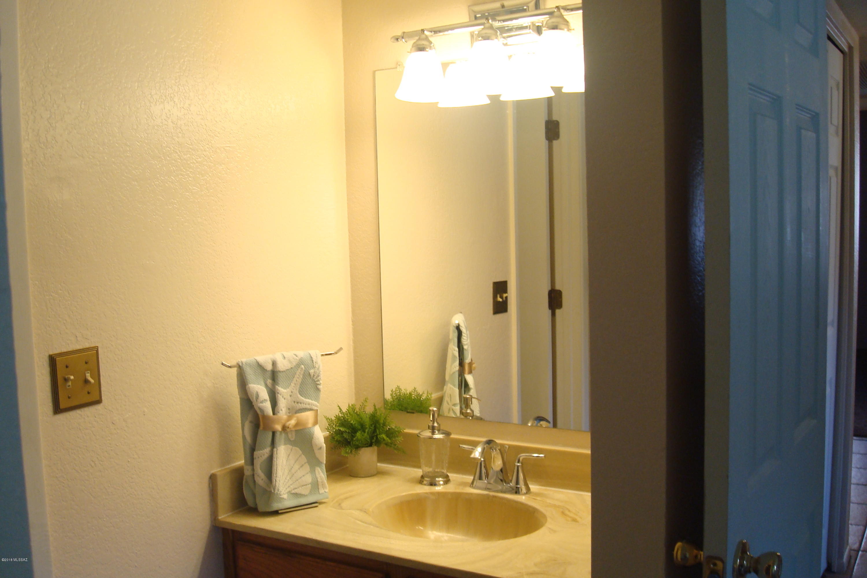 Woodland Place Condominiums (101-152, 201-252) - Residential