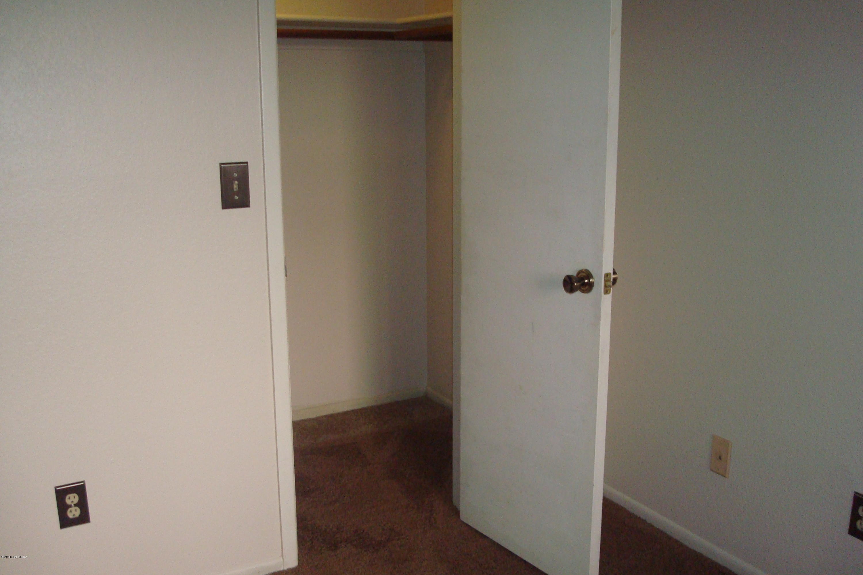 Woodland Place Condominiums (101-152, 201-252) - Residential