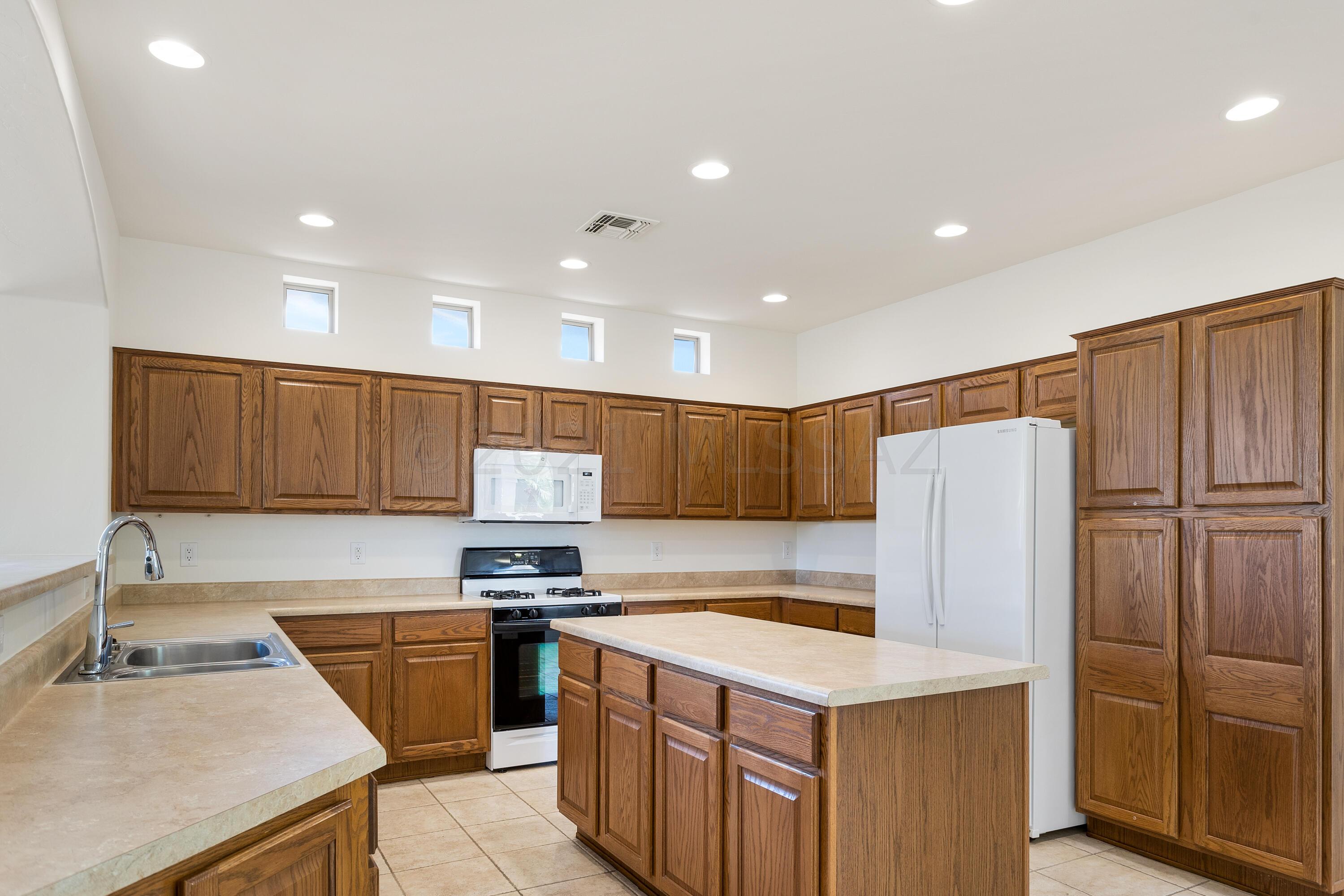 Saddlebrooke - Residential
