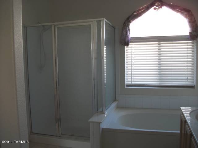 Harrison Pointe Phase I (1-72) - Residential Lease