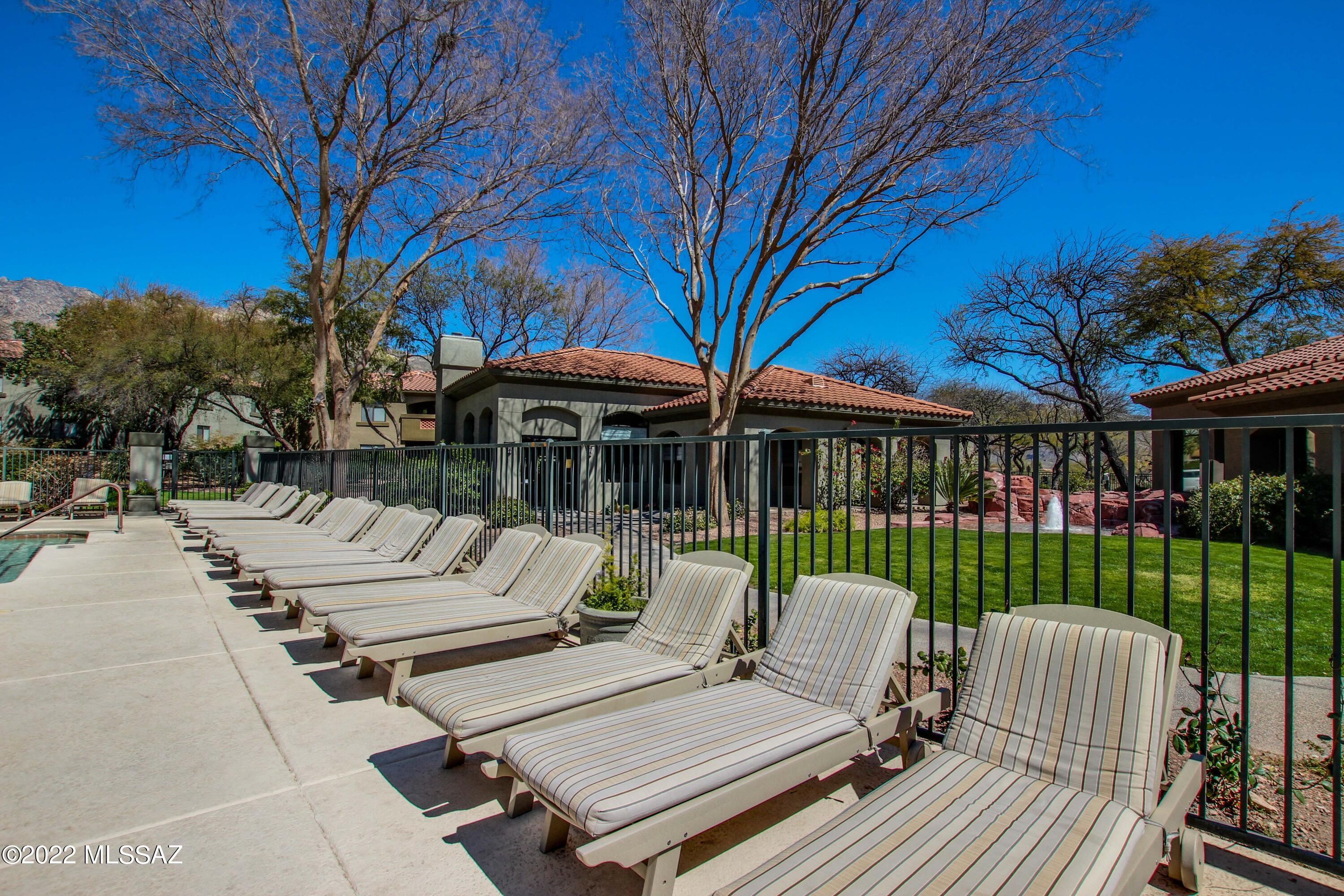 Veranda at Ventana Condominiums - Residential