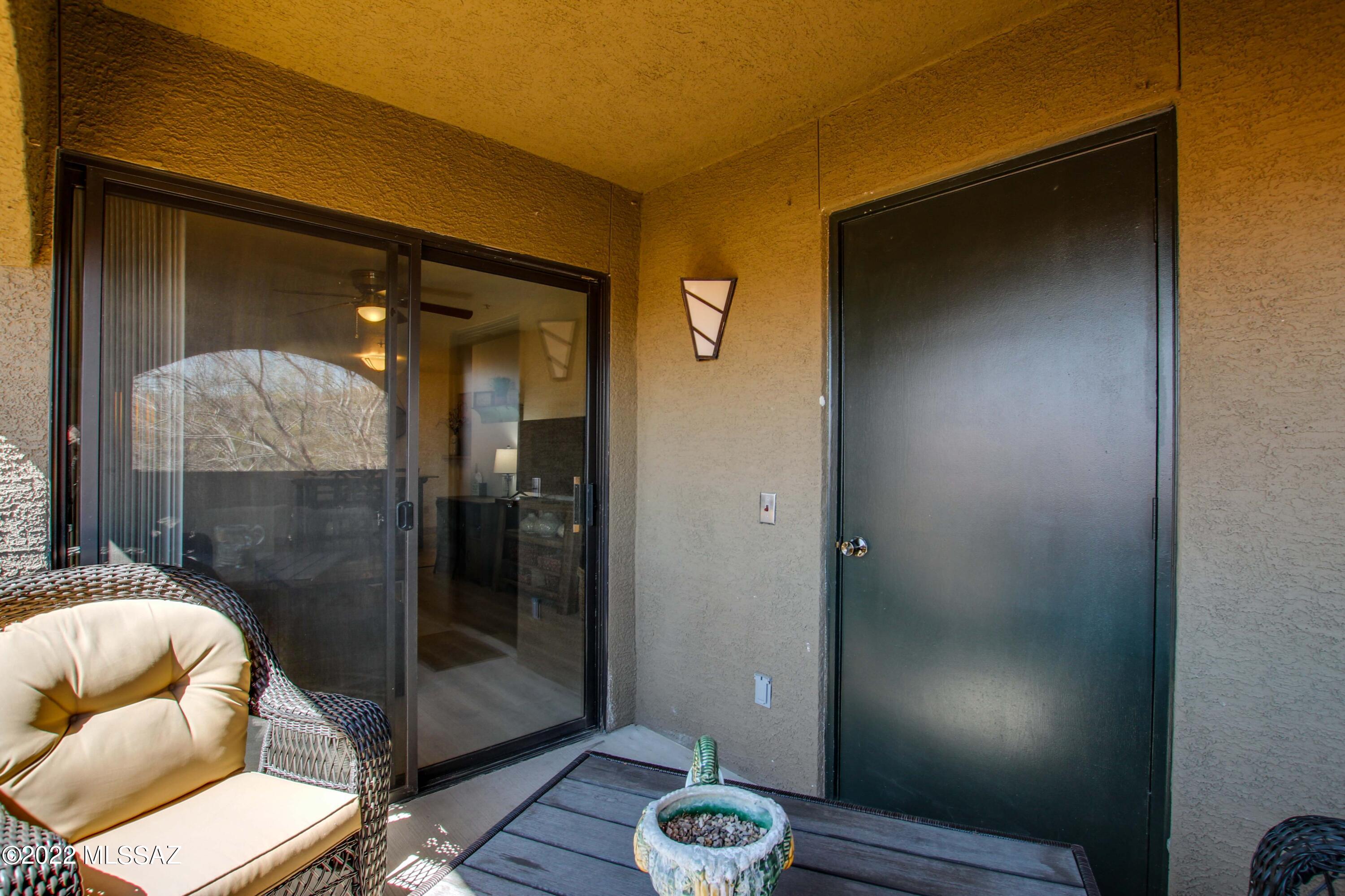 Veranda at Ventana Condominiums - Residential
