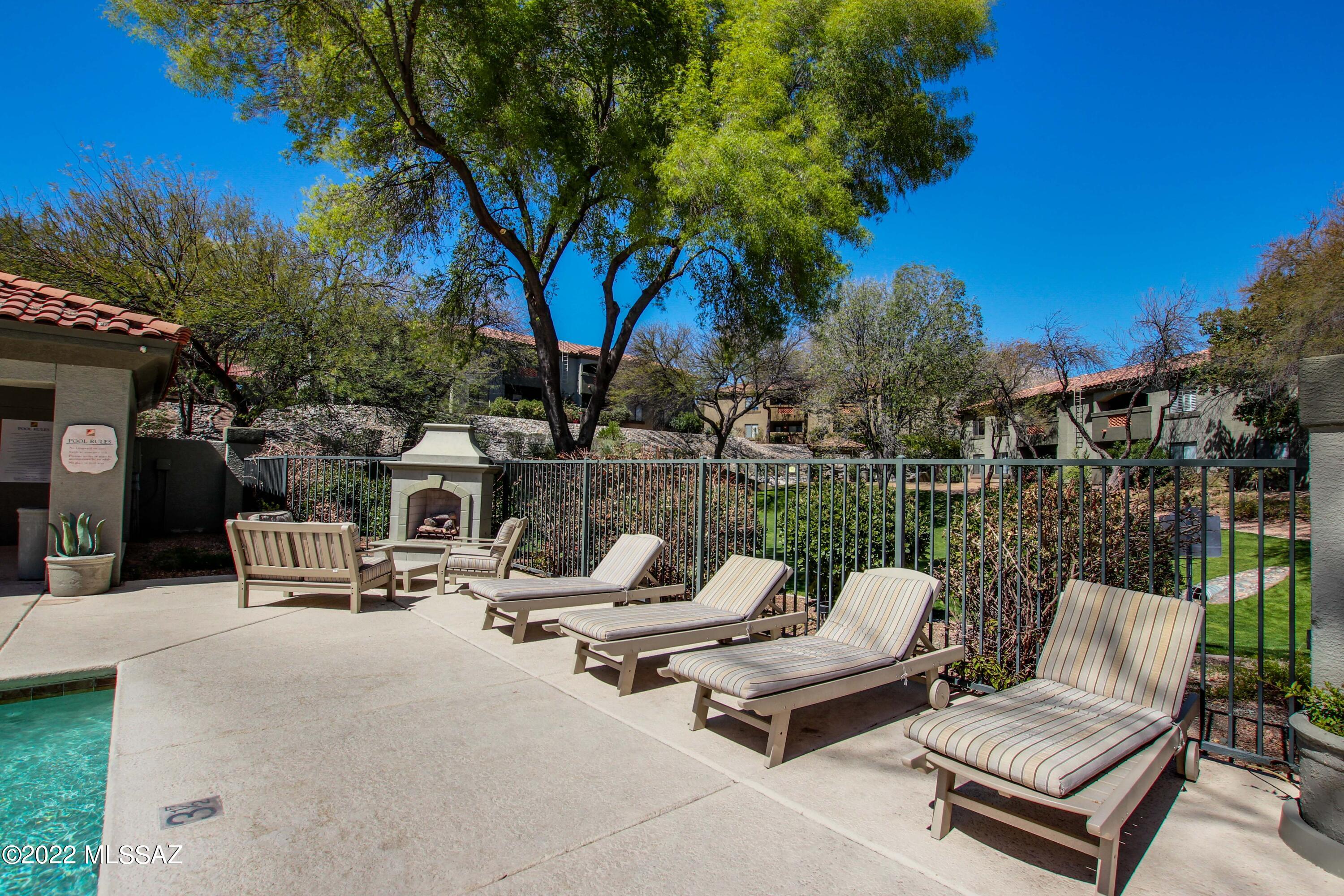Veranda at Ventana Condominiums - Residential
