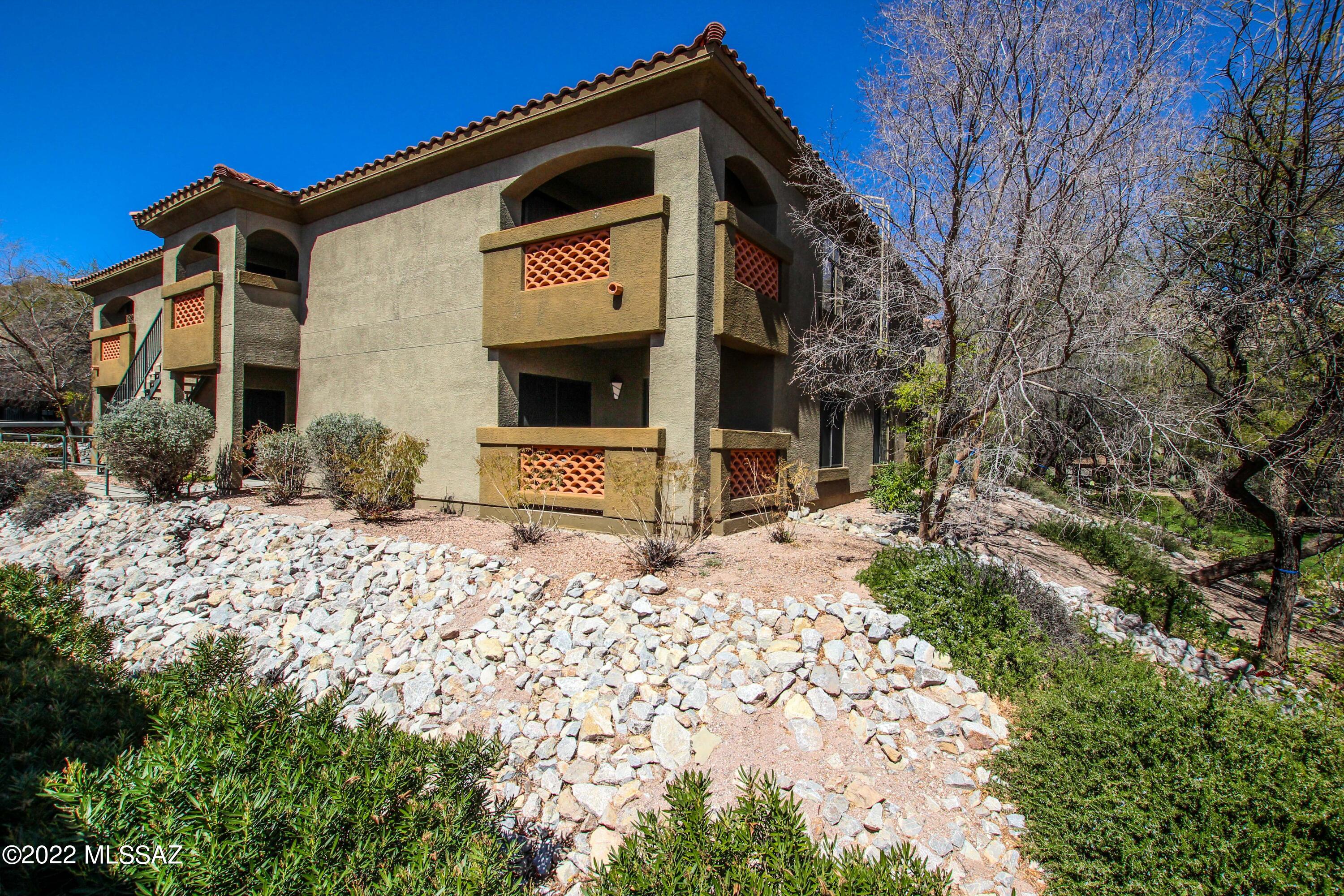 Veranda at Ventana Condominiums - Residential