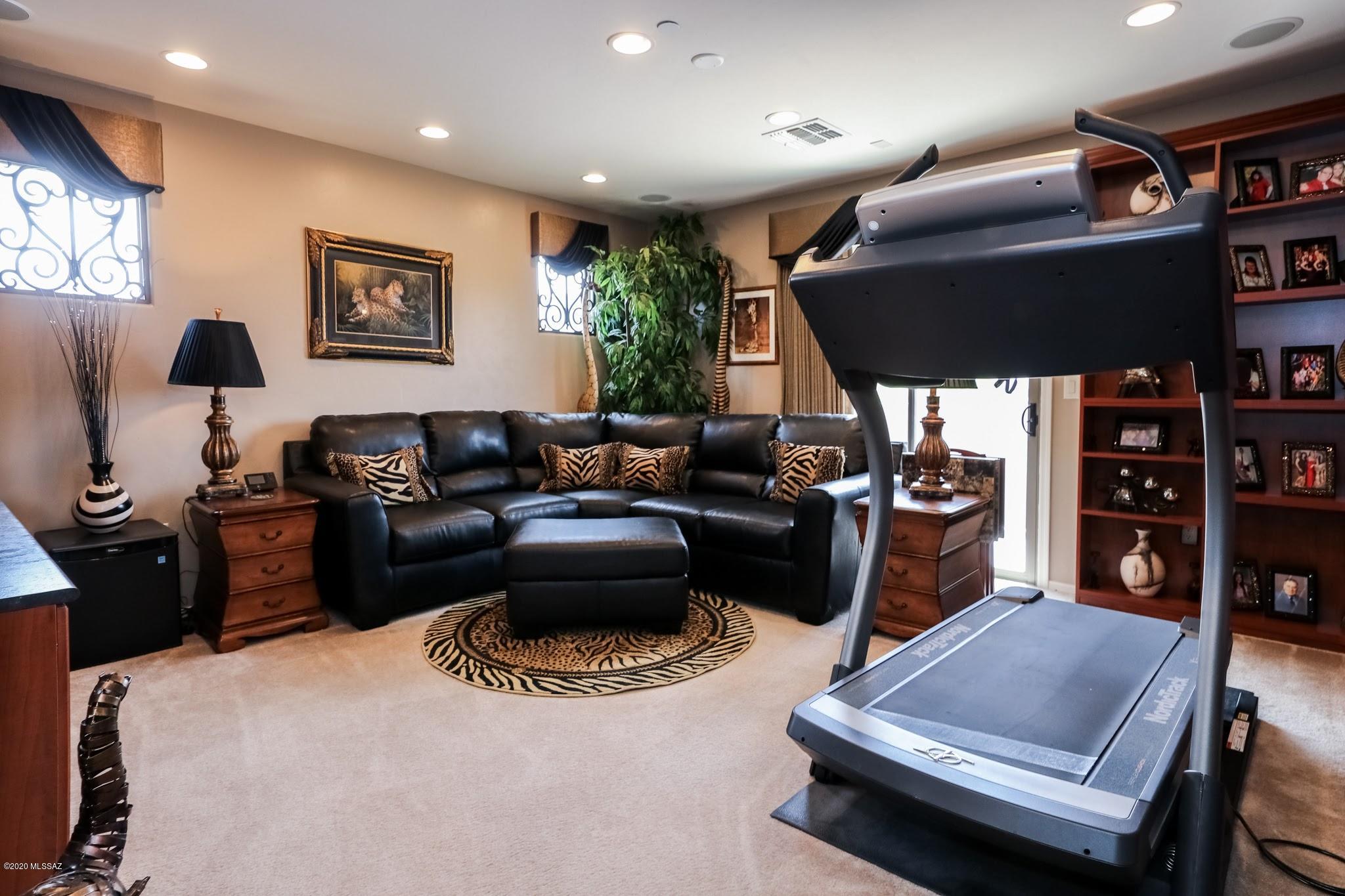 Tangerine Terrace (1-105) - Residential