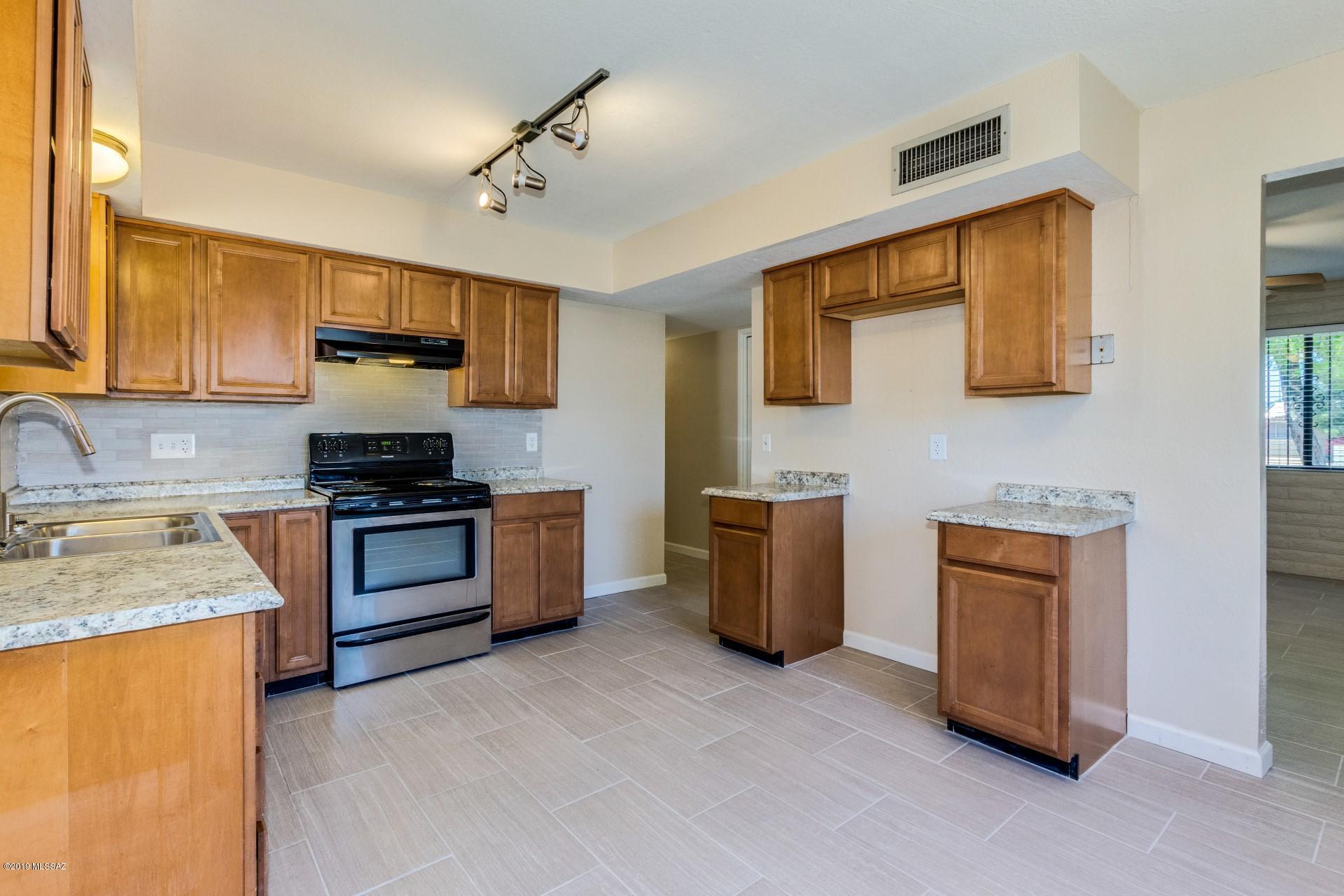 Ray Subdivision - Residential