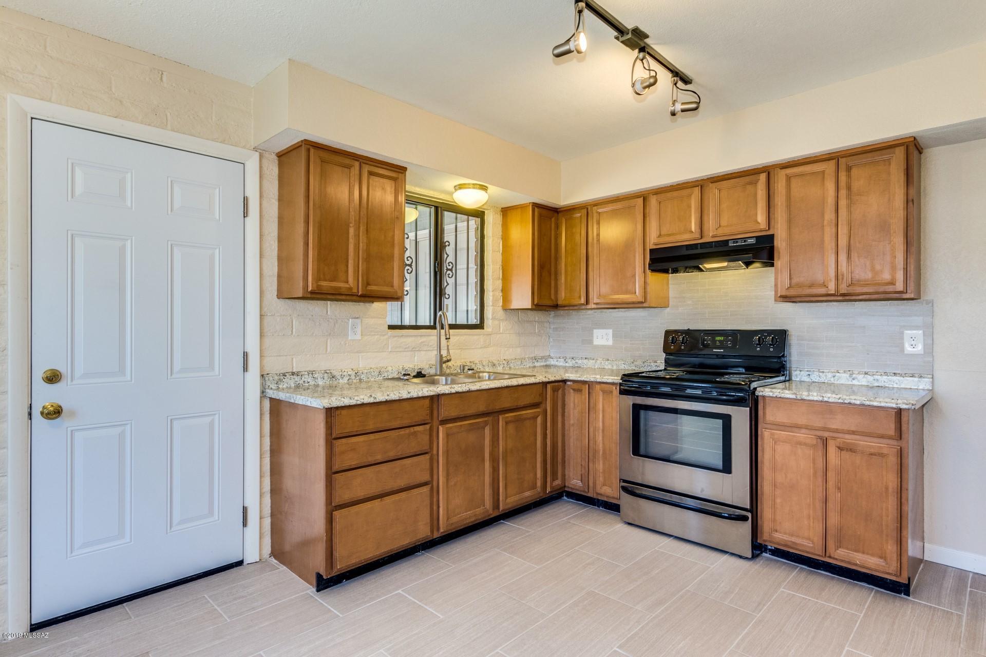 Ray Subdivision - Residential