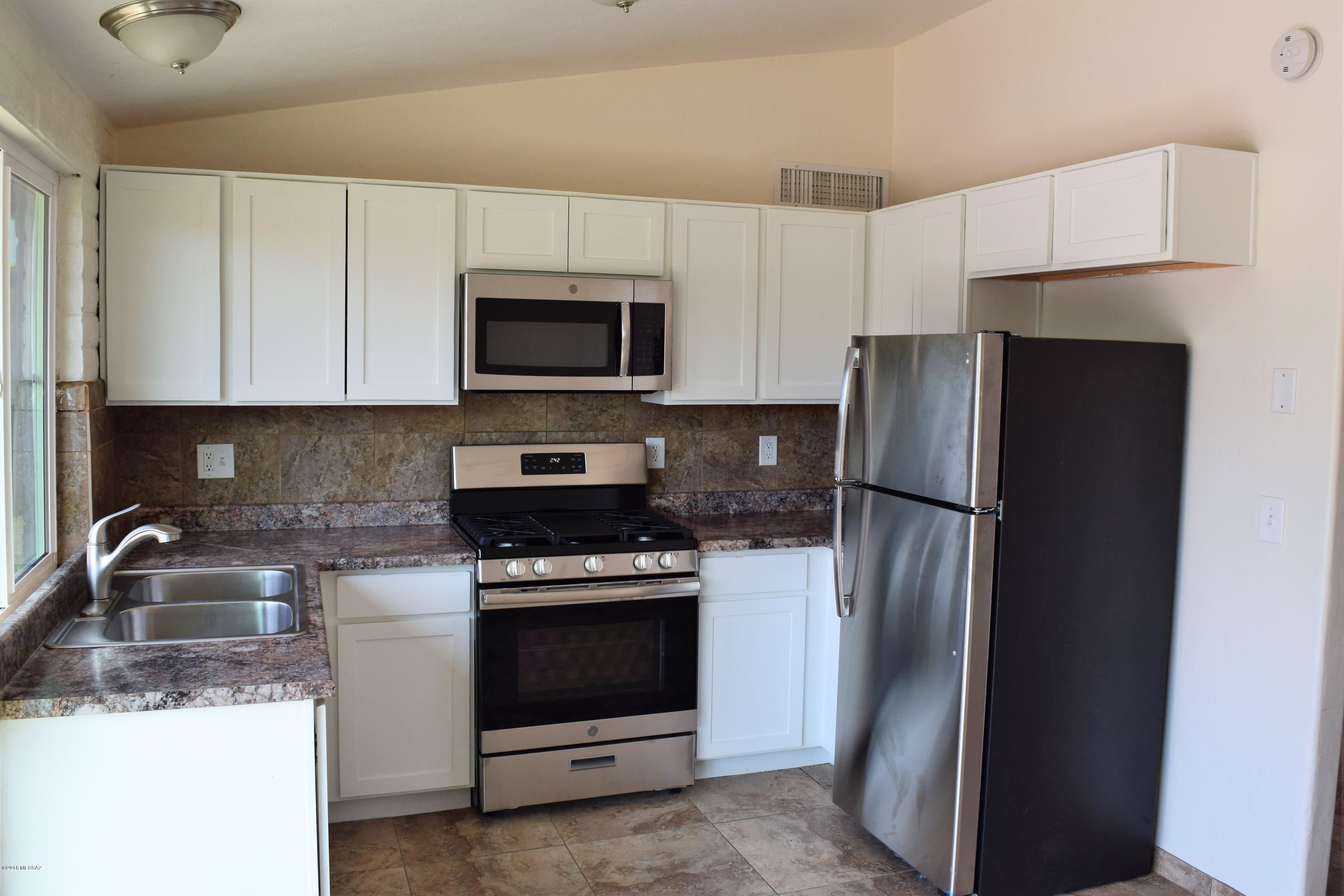 Los Reales Heights NO. 2 (1-138) - Residential