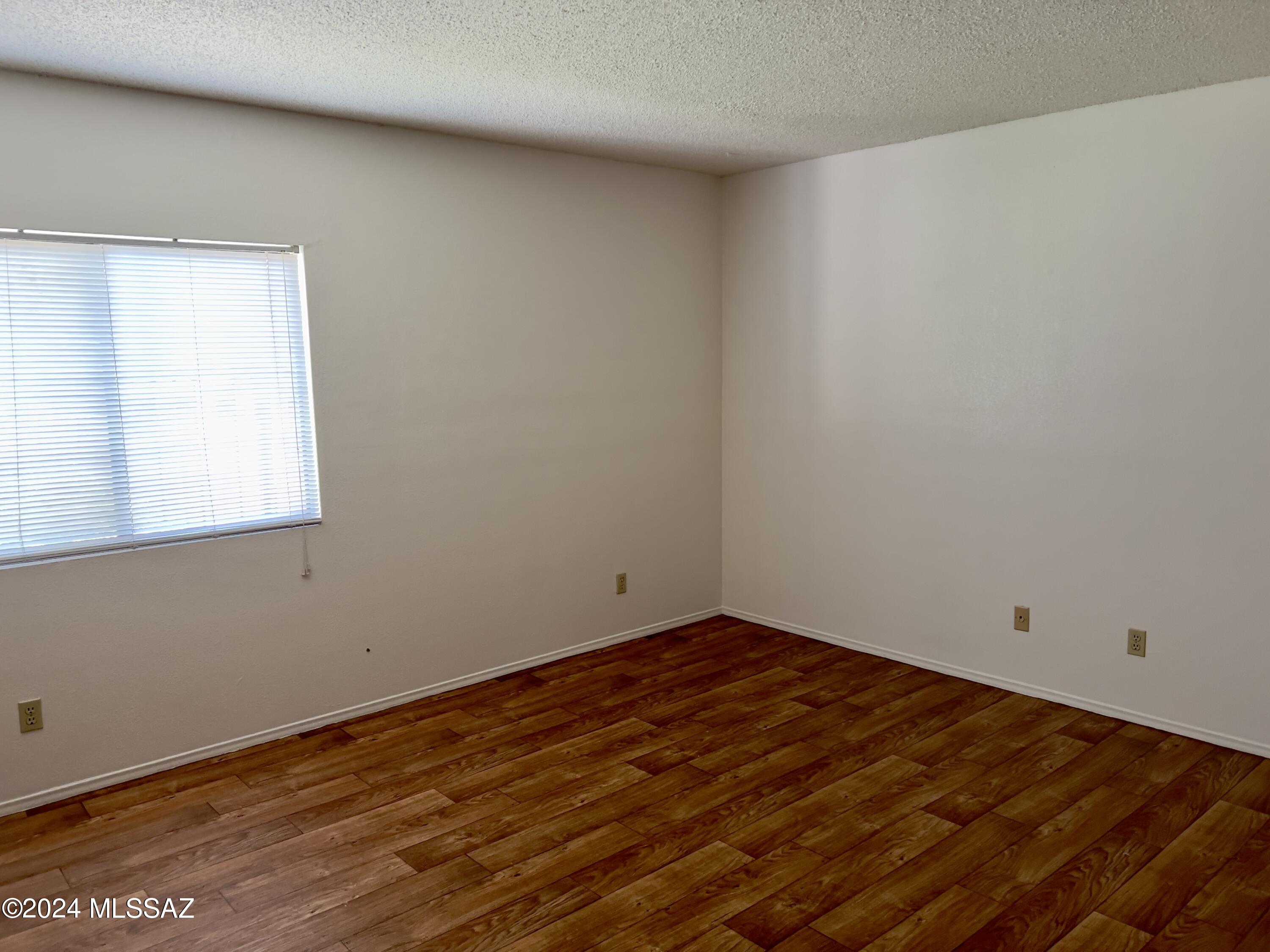 Mission Oaks (1-90) - Residential