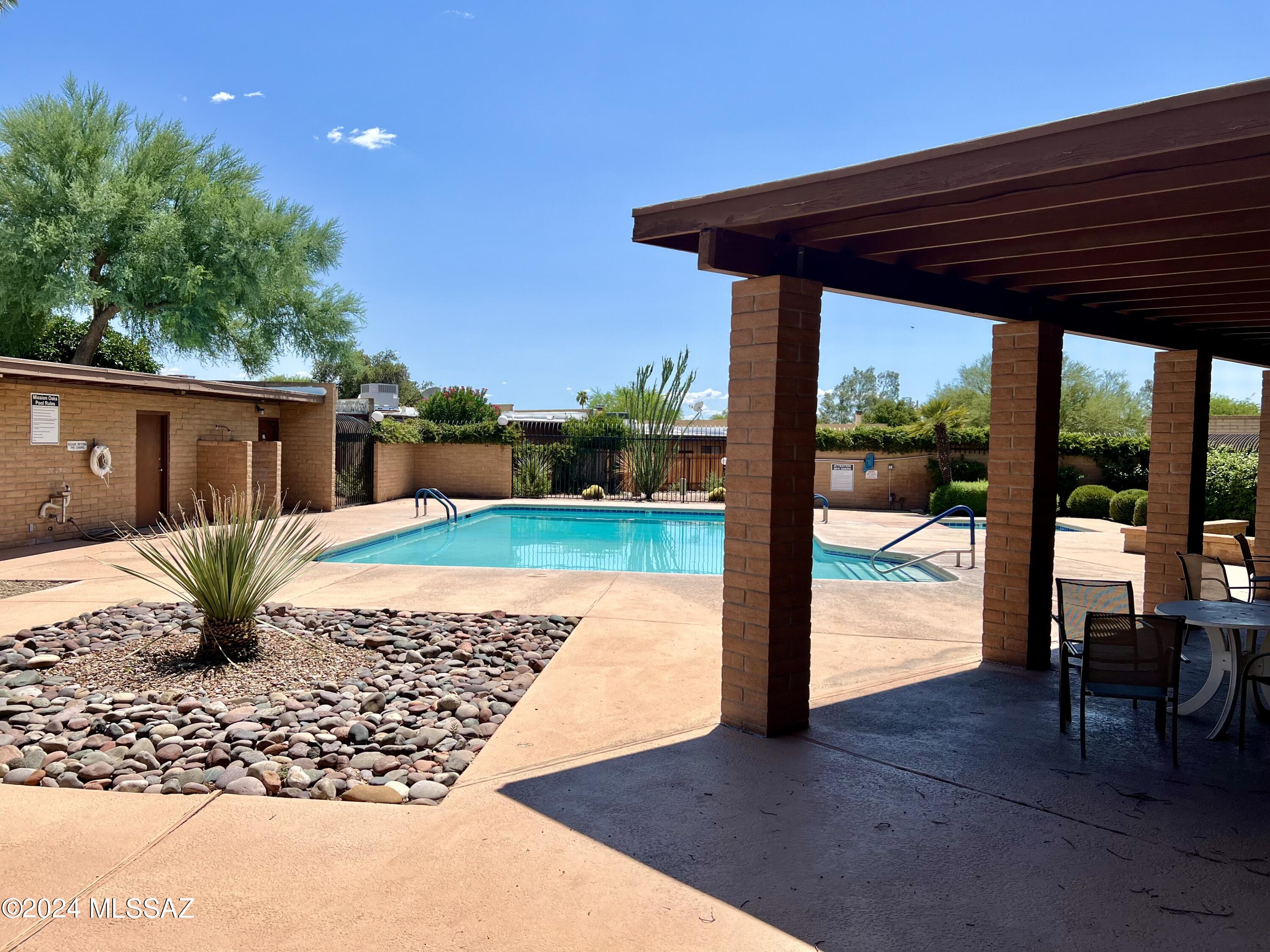 Mission Oaks (1-90) - Residential