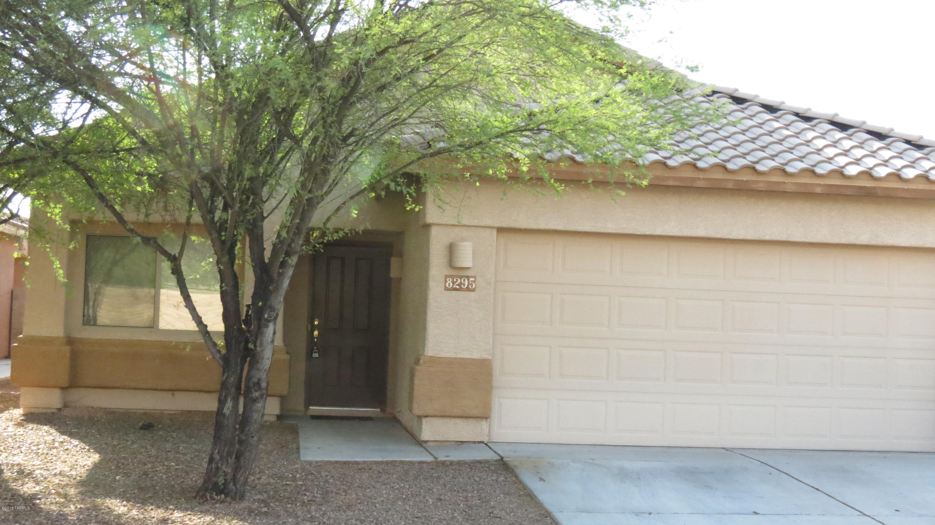 Awesome 3 bedroom 2 bath home, this home offers very spacious rooms throughout the home, neutral colors, 2 car garage, covered patio and nice size rear yard with Sombrero Peak view, home is close to everything, schools, parks, shopping, restaurants. This home is clean and ready now.