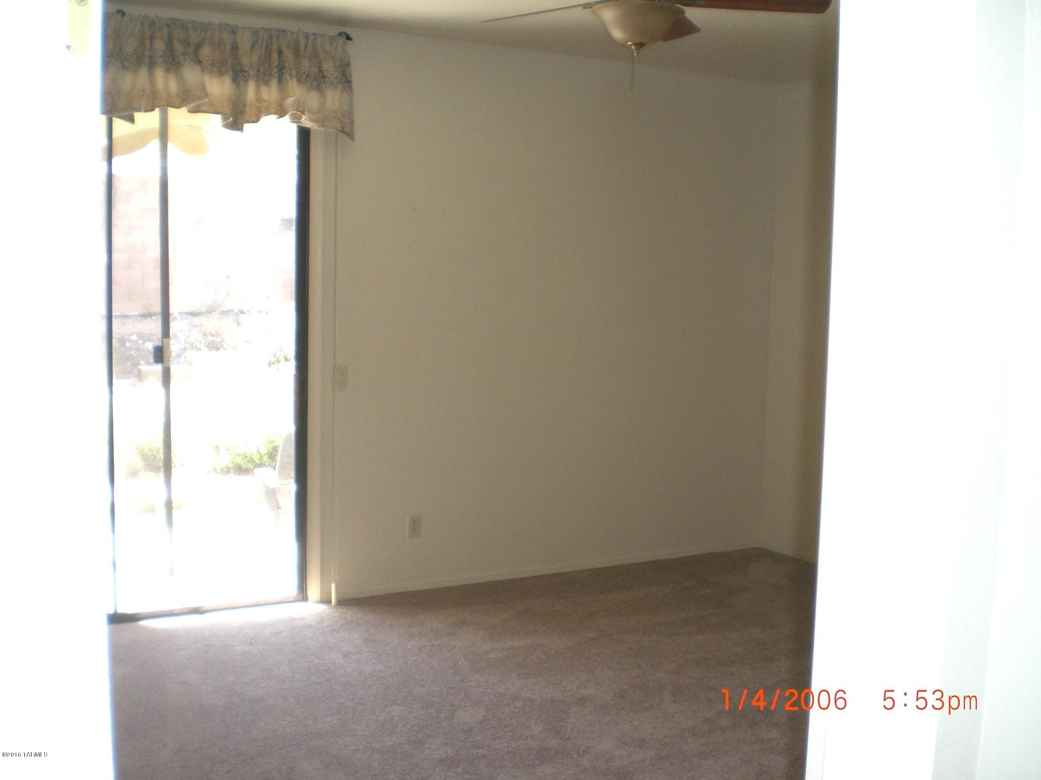 Broadway Commons (1-62) - Residential Lease