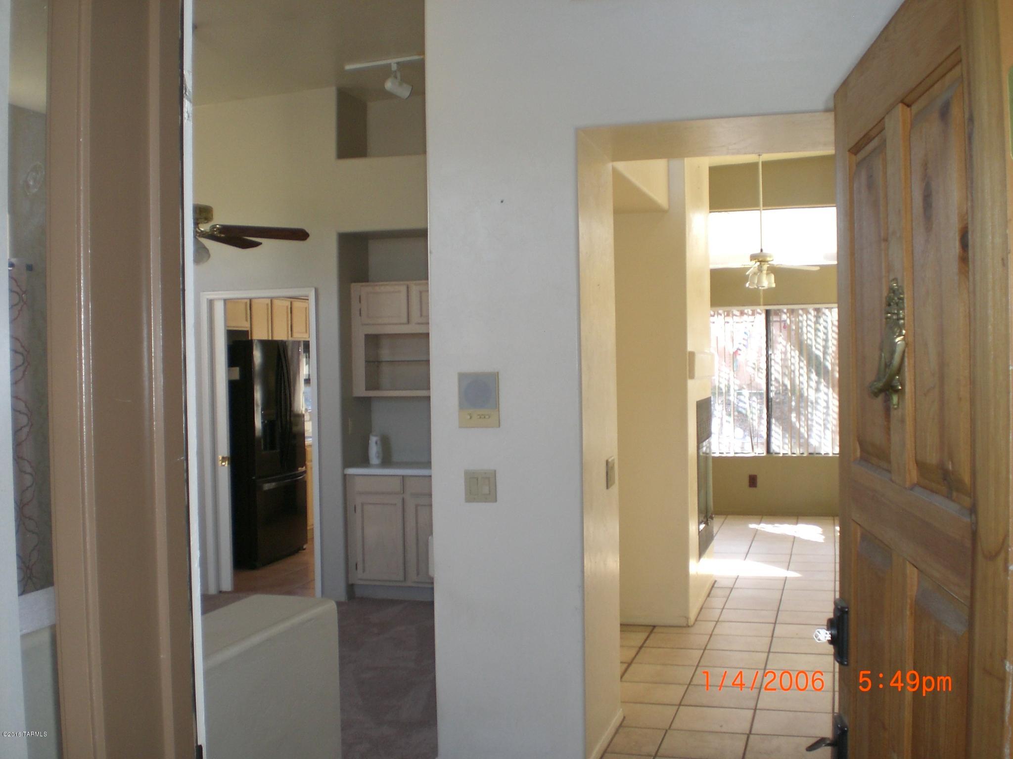 Broadway Commons (1-62) - Residential Lease