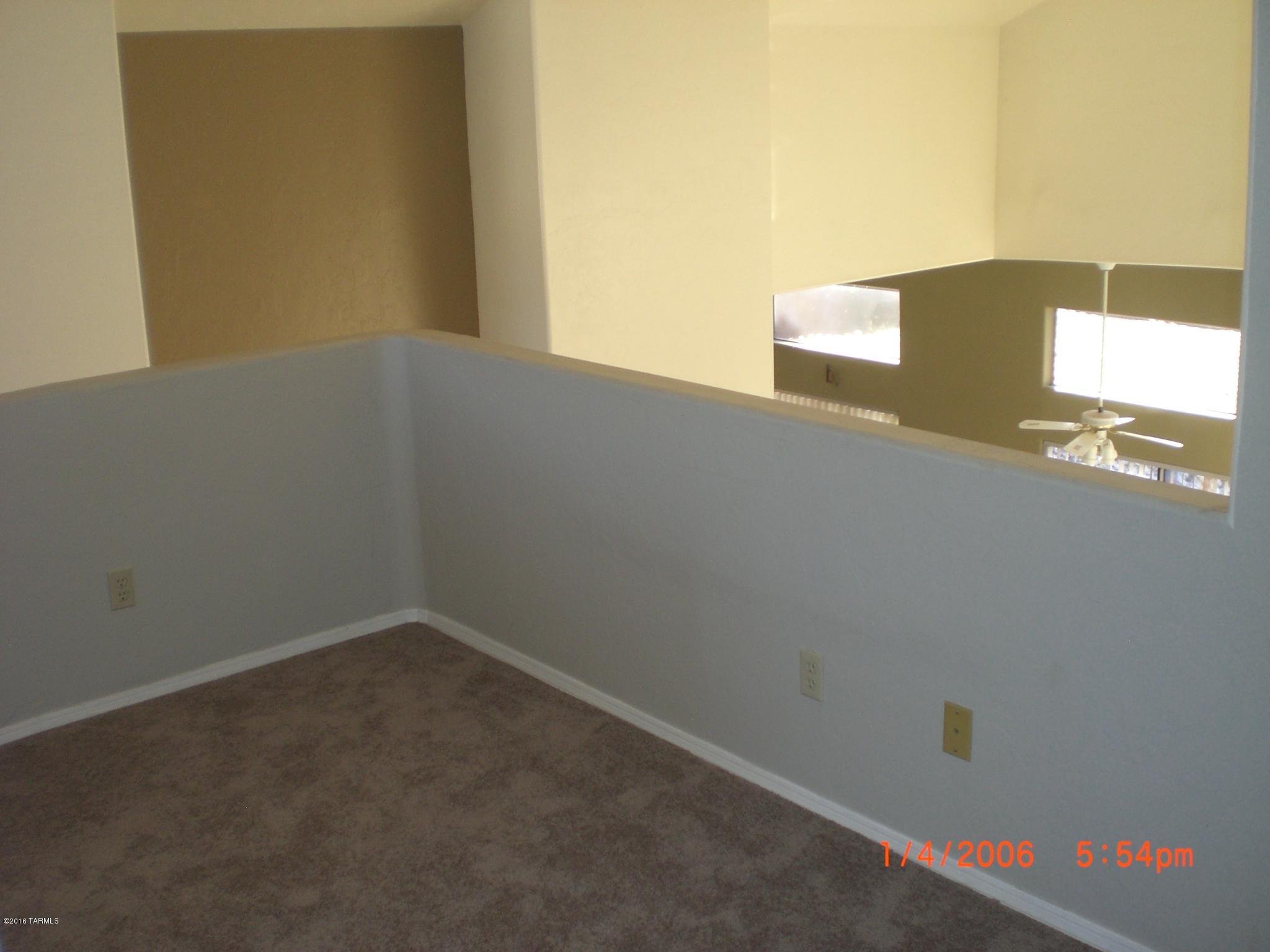 Broadway Commons (1-62) - Residential Lease
