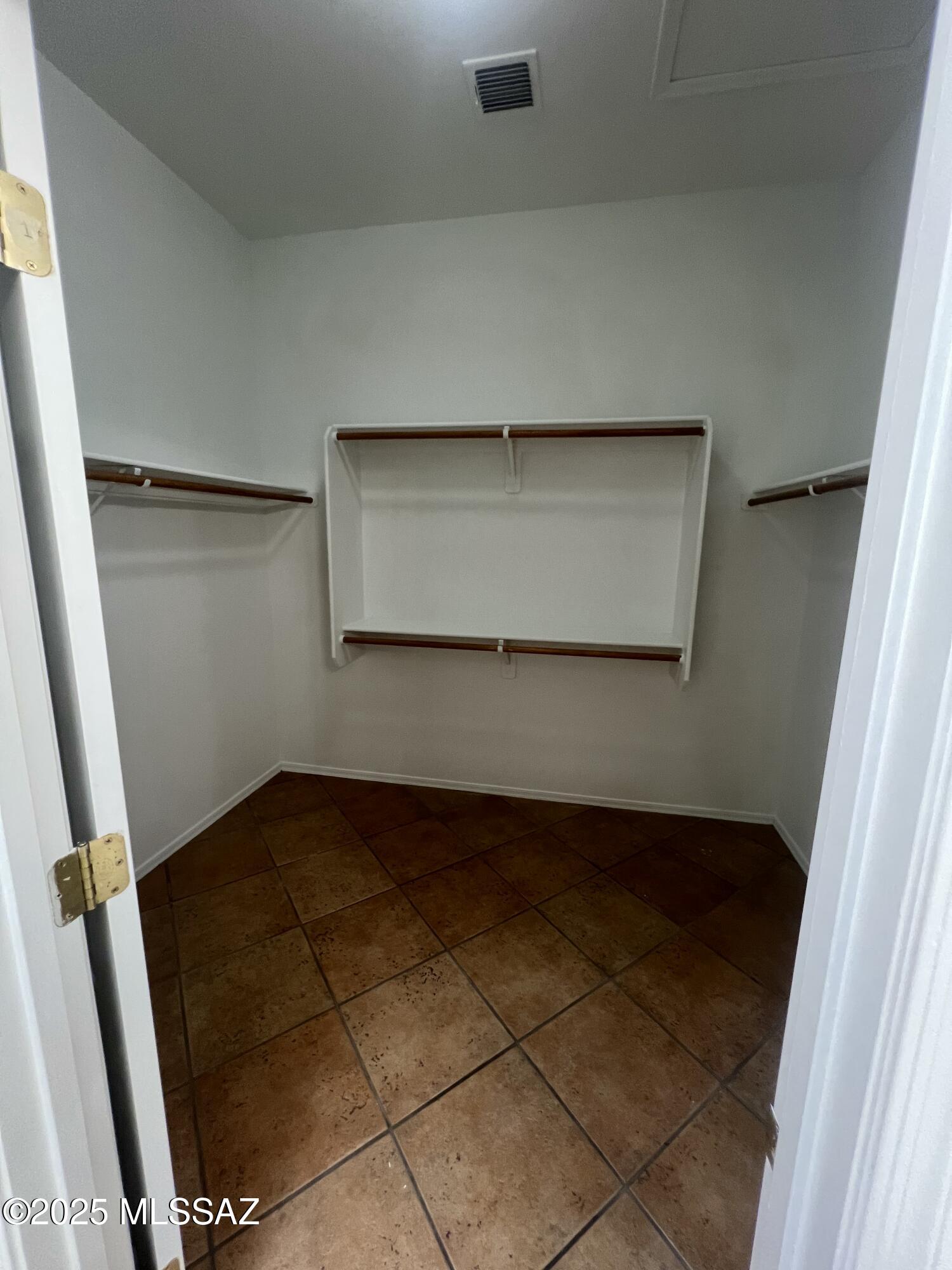 HIGH PLAINS RANCH - Residential Lease