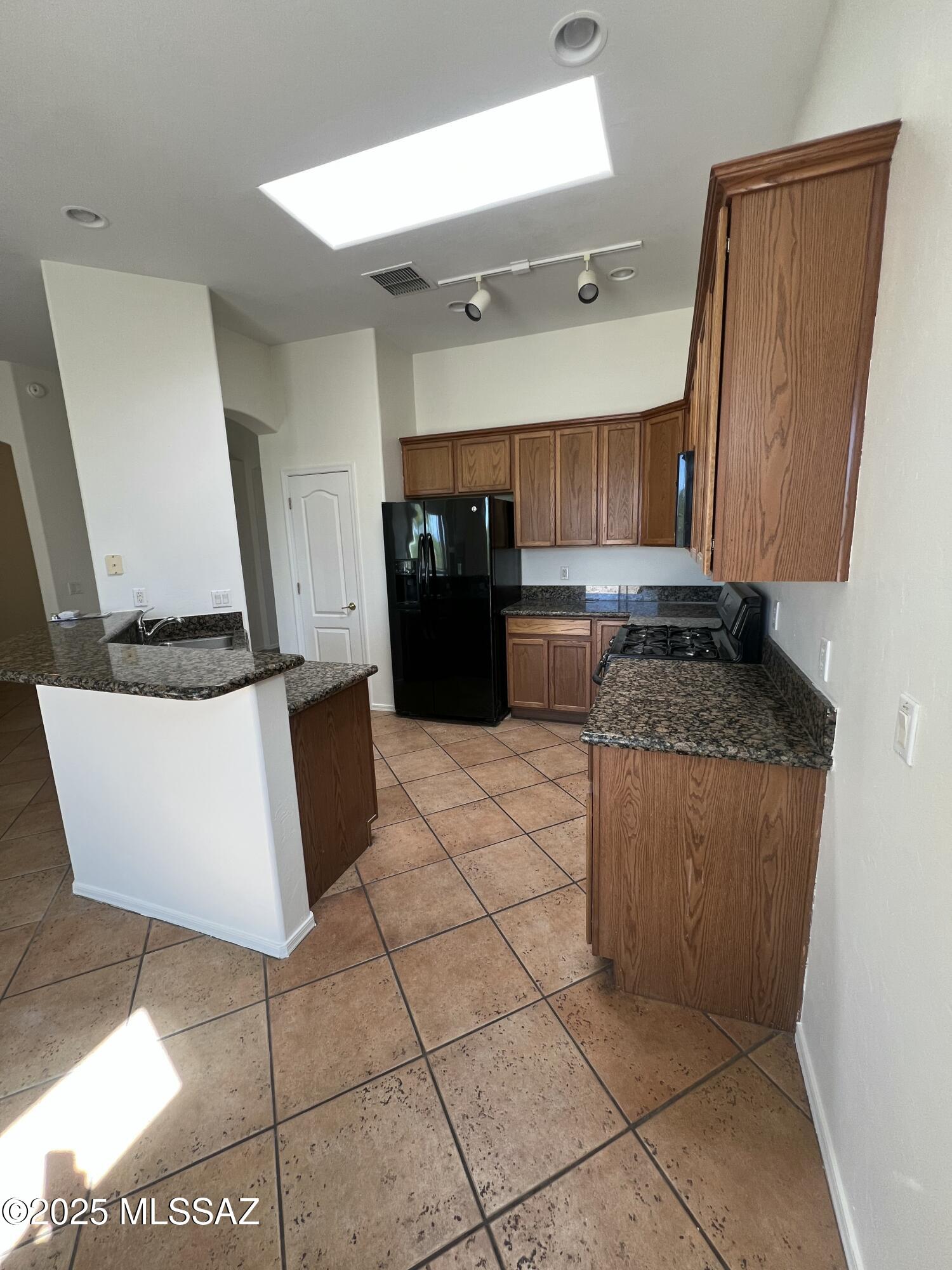 HIGH PLAINS RANCH - Residential Lease