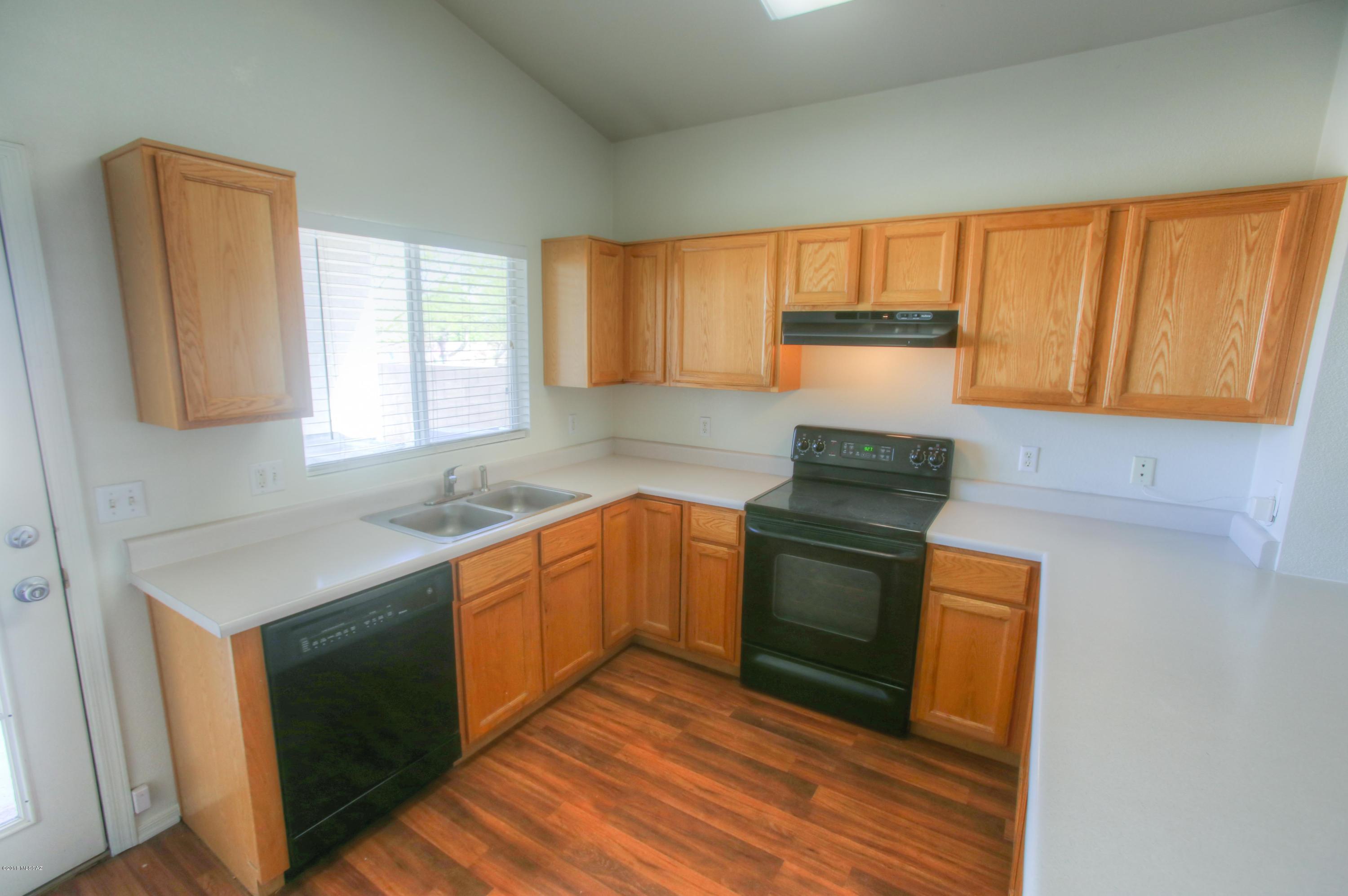 Silver Pass (1-276) - Residential Lease