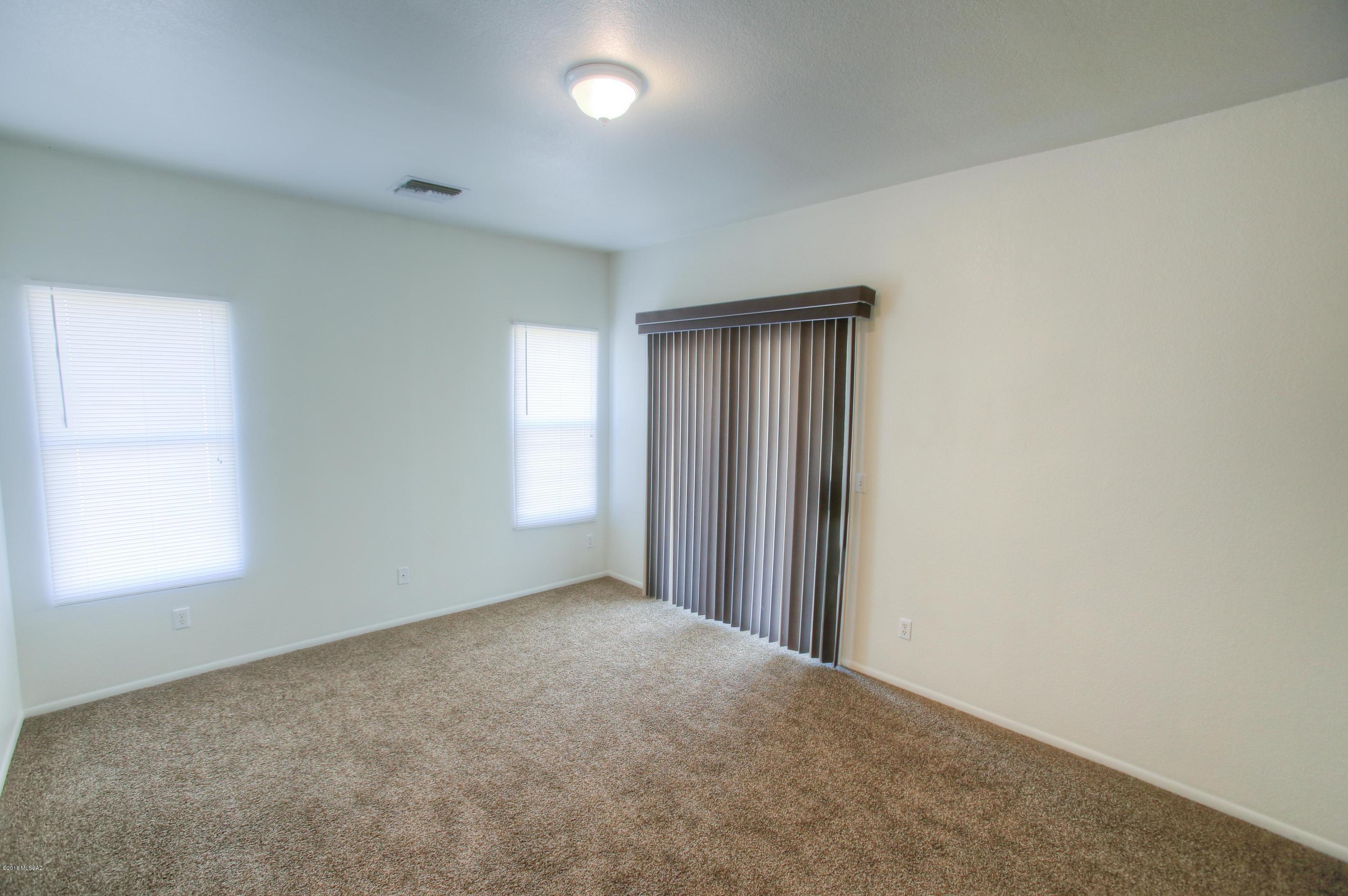 Silver Pass (1-276) - Residential Lease