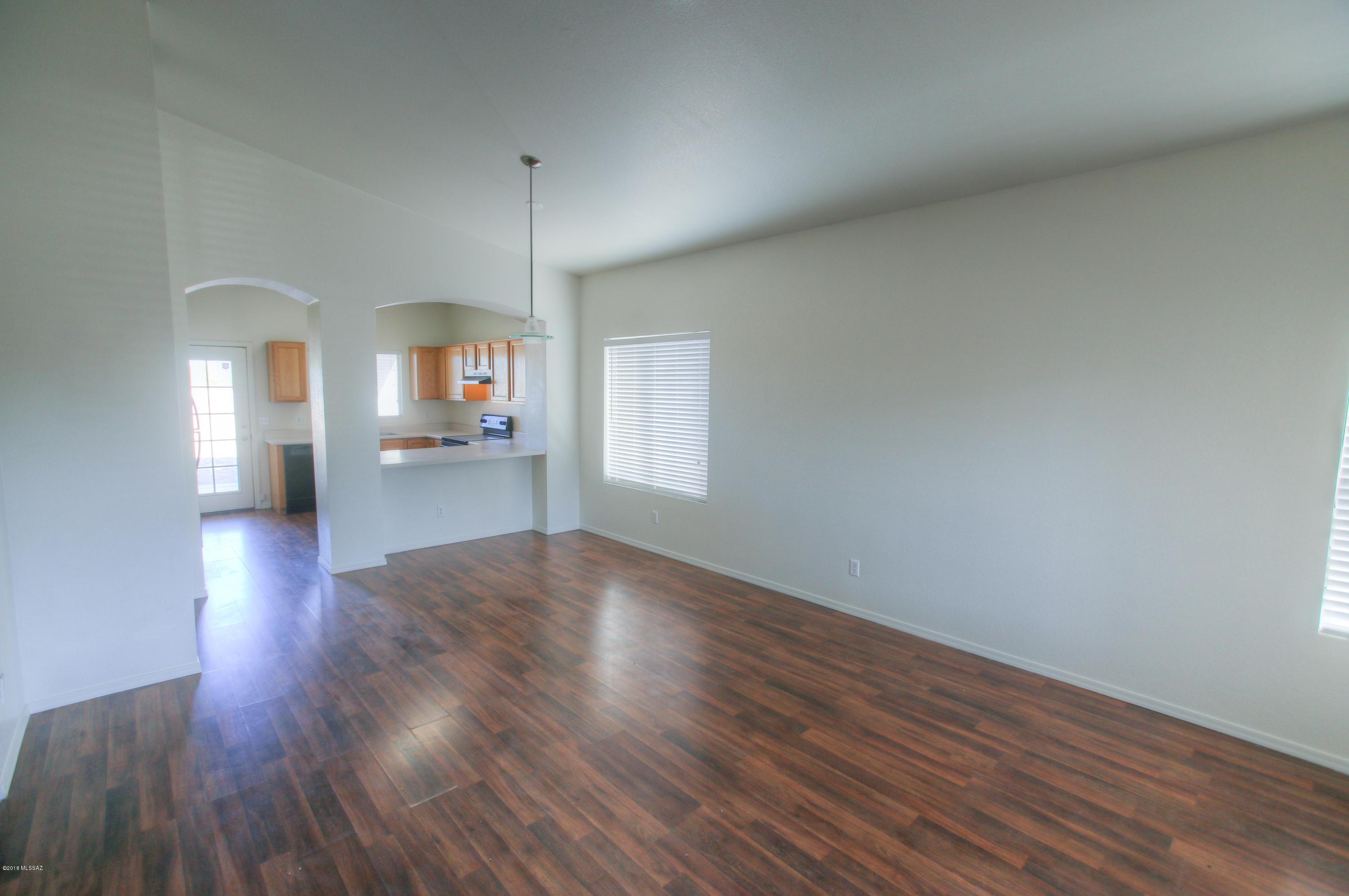 Silver Pass (1-276) - Residential Lease