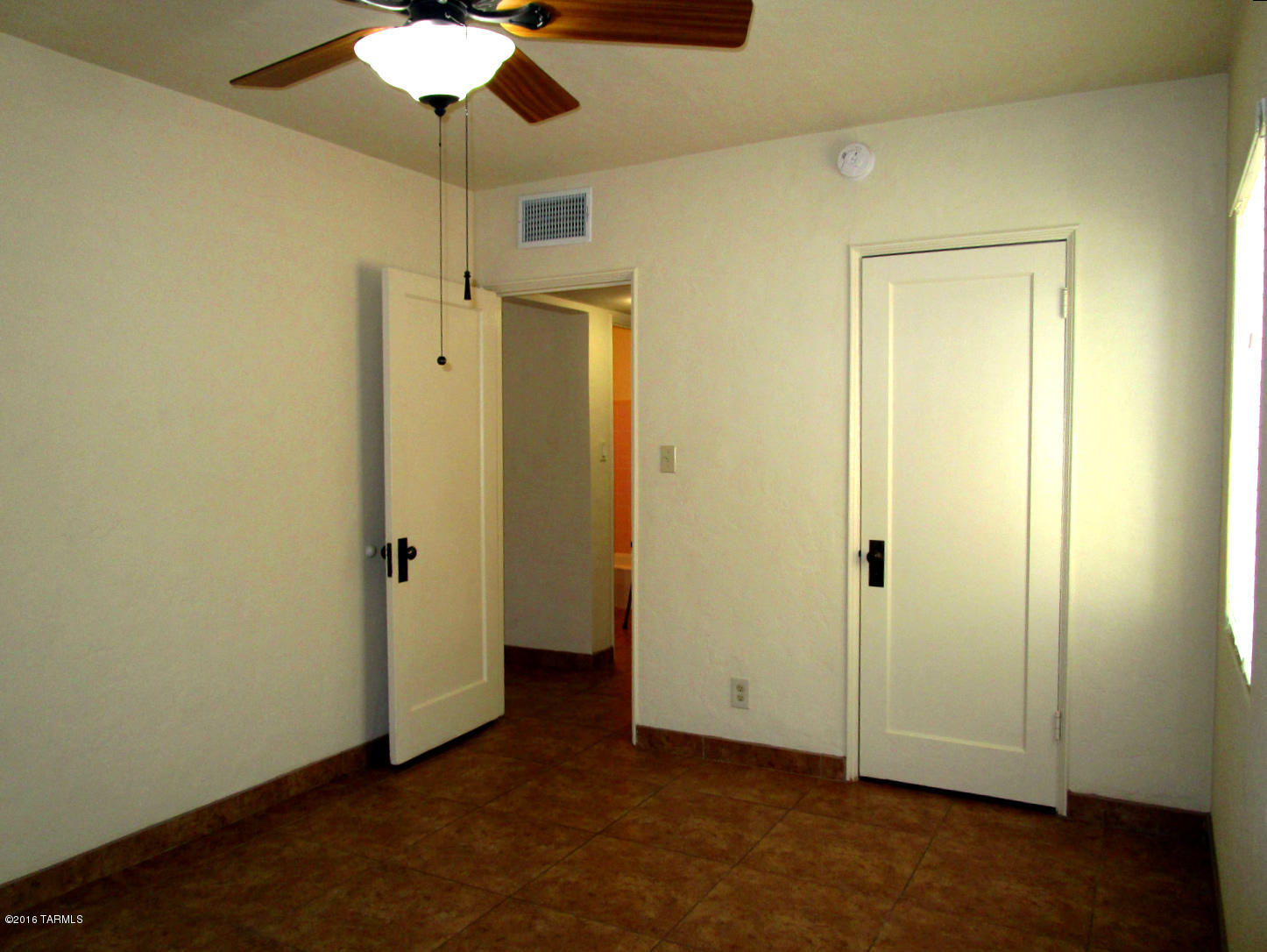 Jefferson Park Addition - Residential Lease
