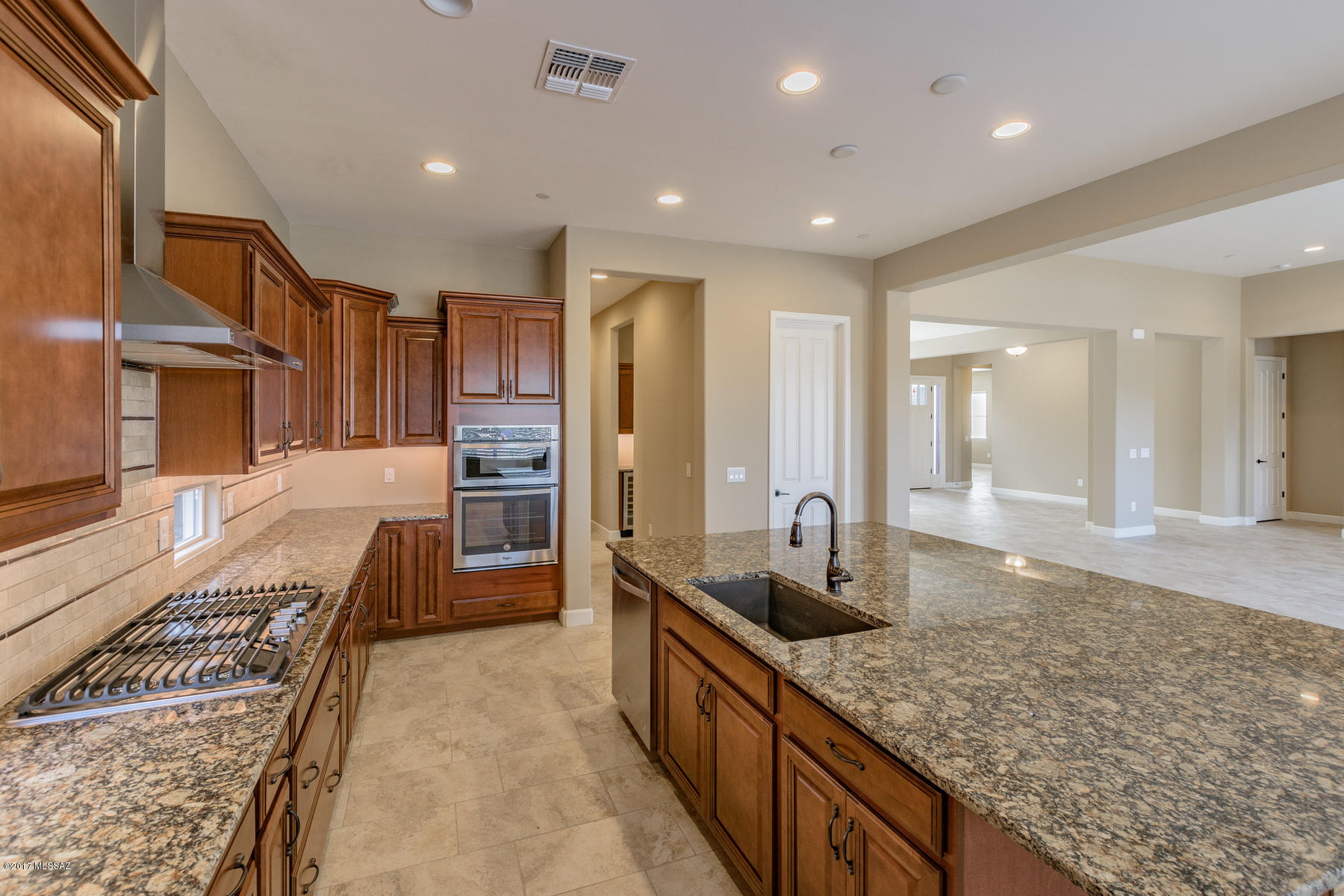 Golden Barrel Place At Dove Mountain SQ20141710079 - Residential