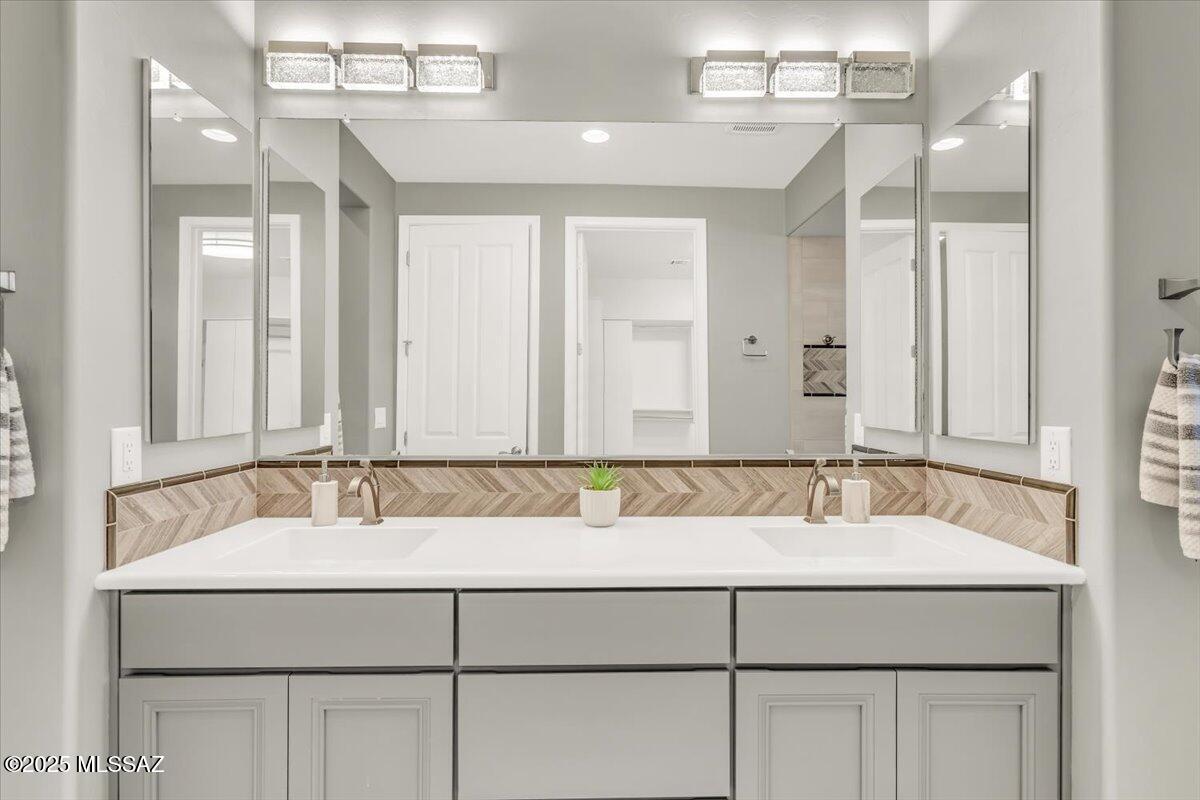 Saddlebrooke Ranch - Residential