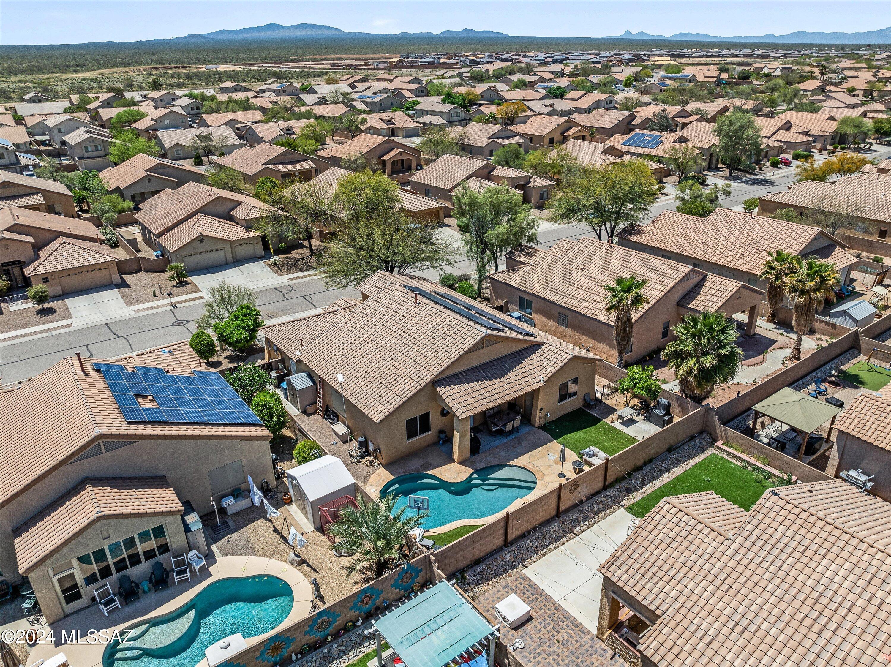 Star Valley Blk. 10 (1-228) - Residential