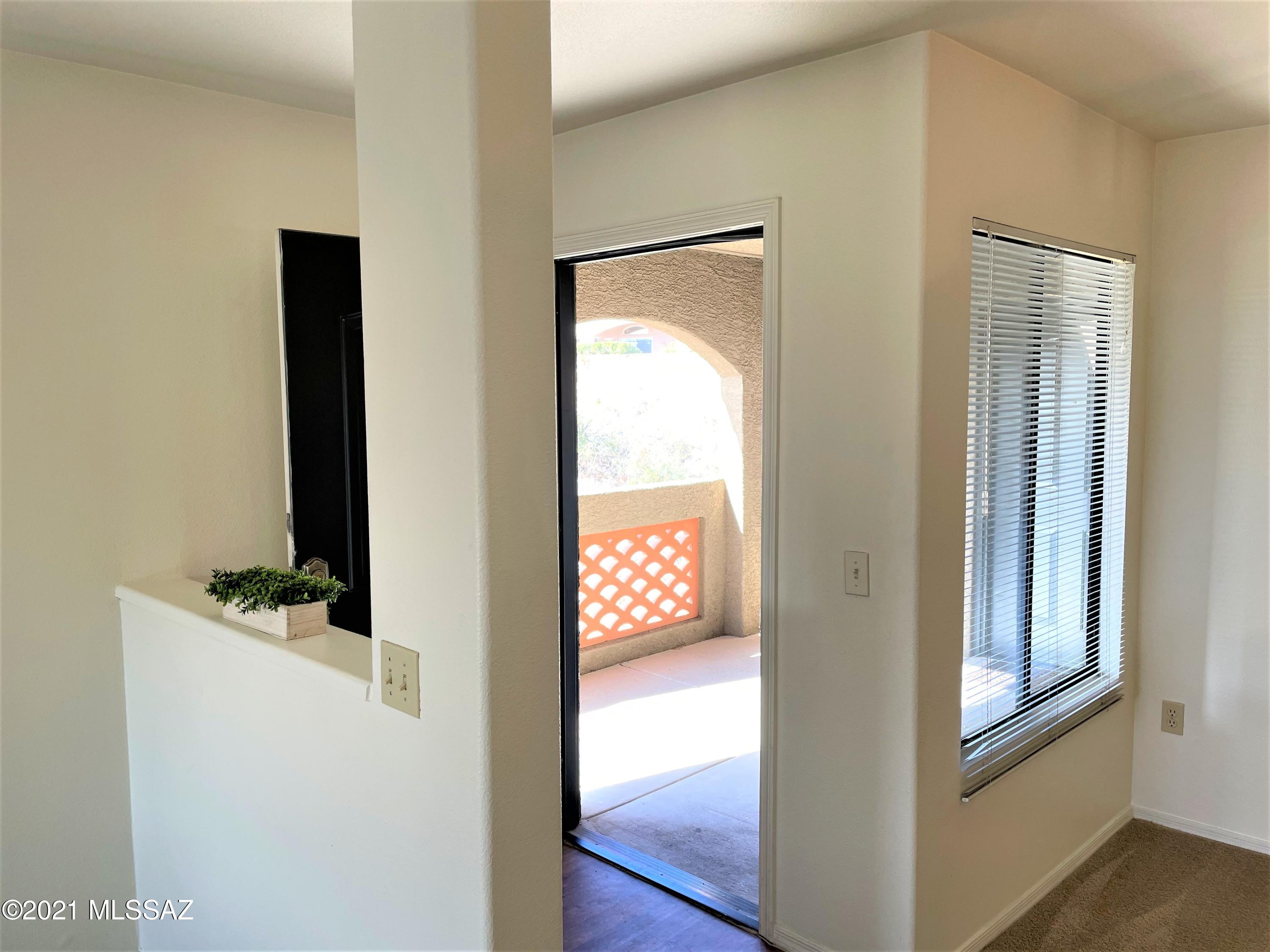 Veranda at Ventana Condominiums - Residential