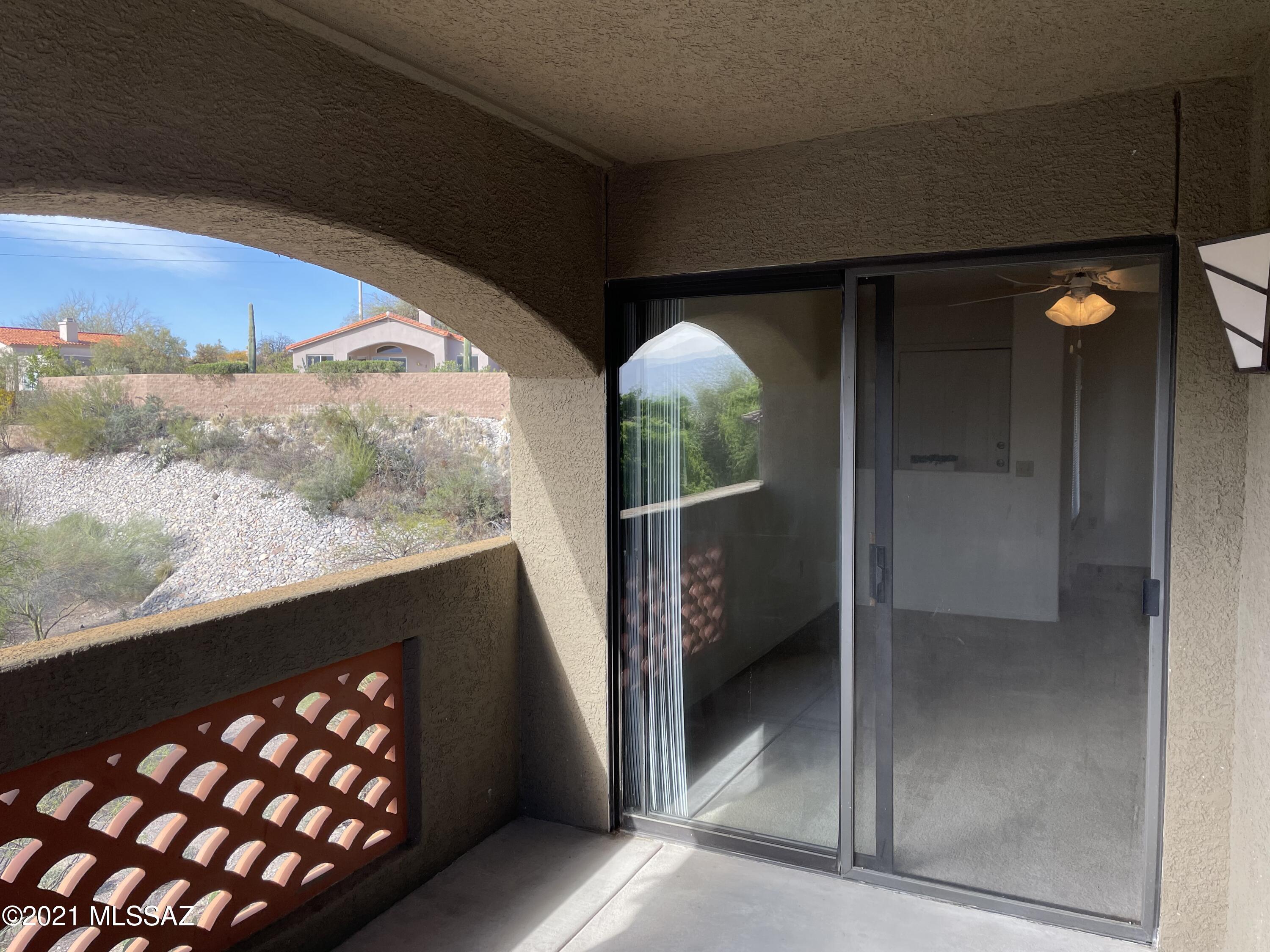 Veranda at Ventana Condominiums - Residential
