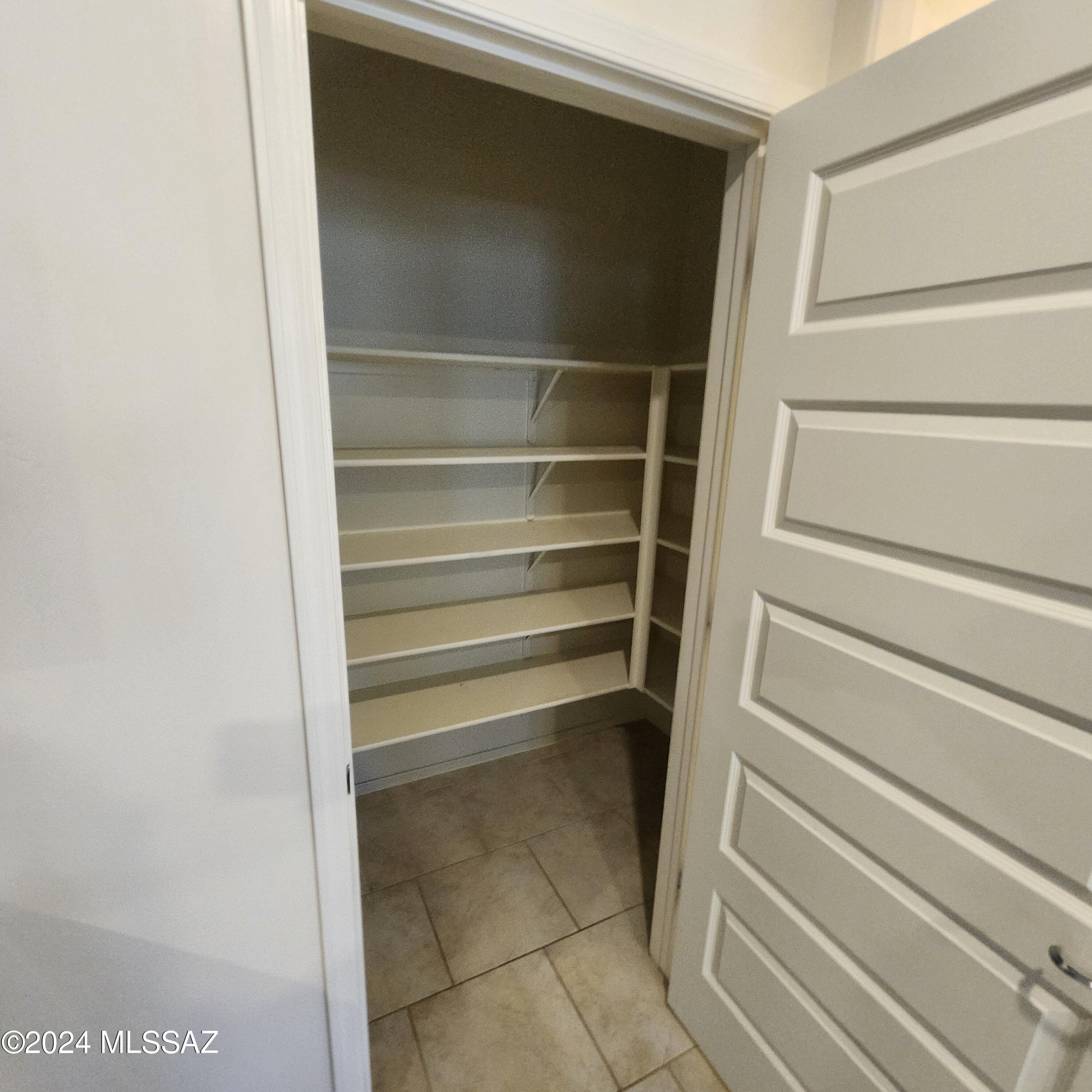 Tres Pueblos - Residential Lease