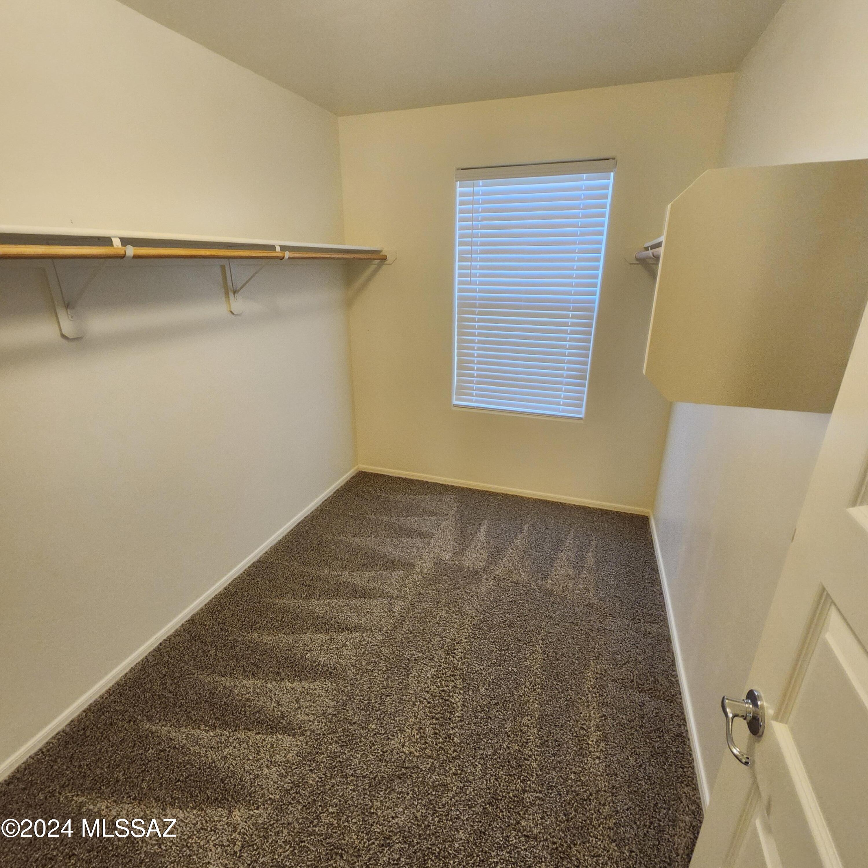 Tres Pueblos - Residential Lease