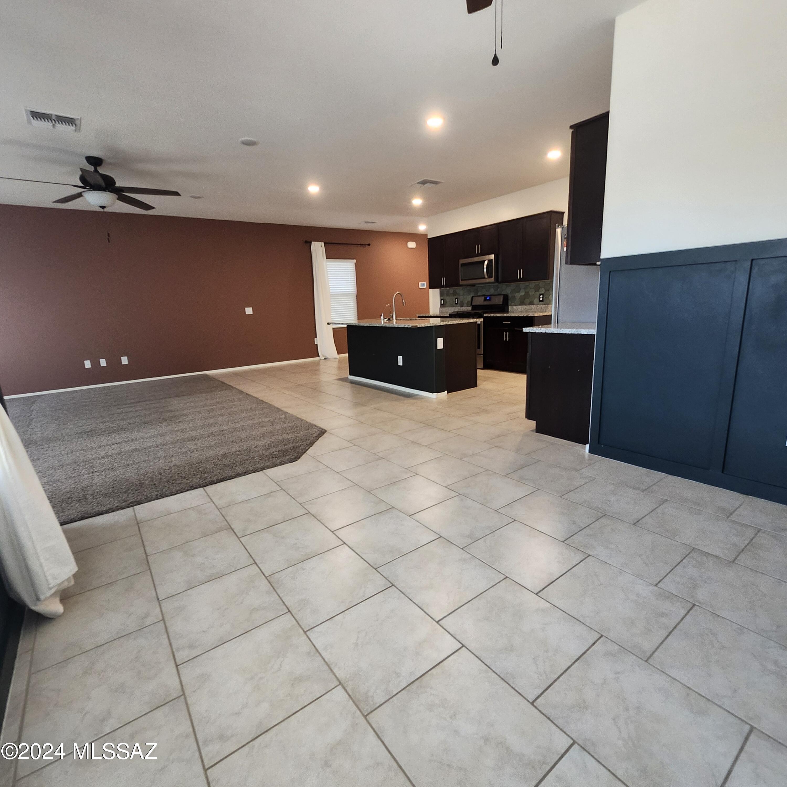 Tres Pueblos - Residential Lease
