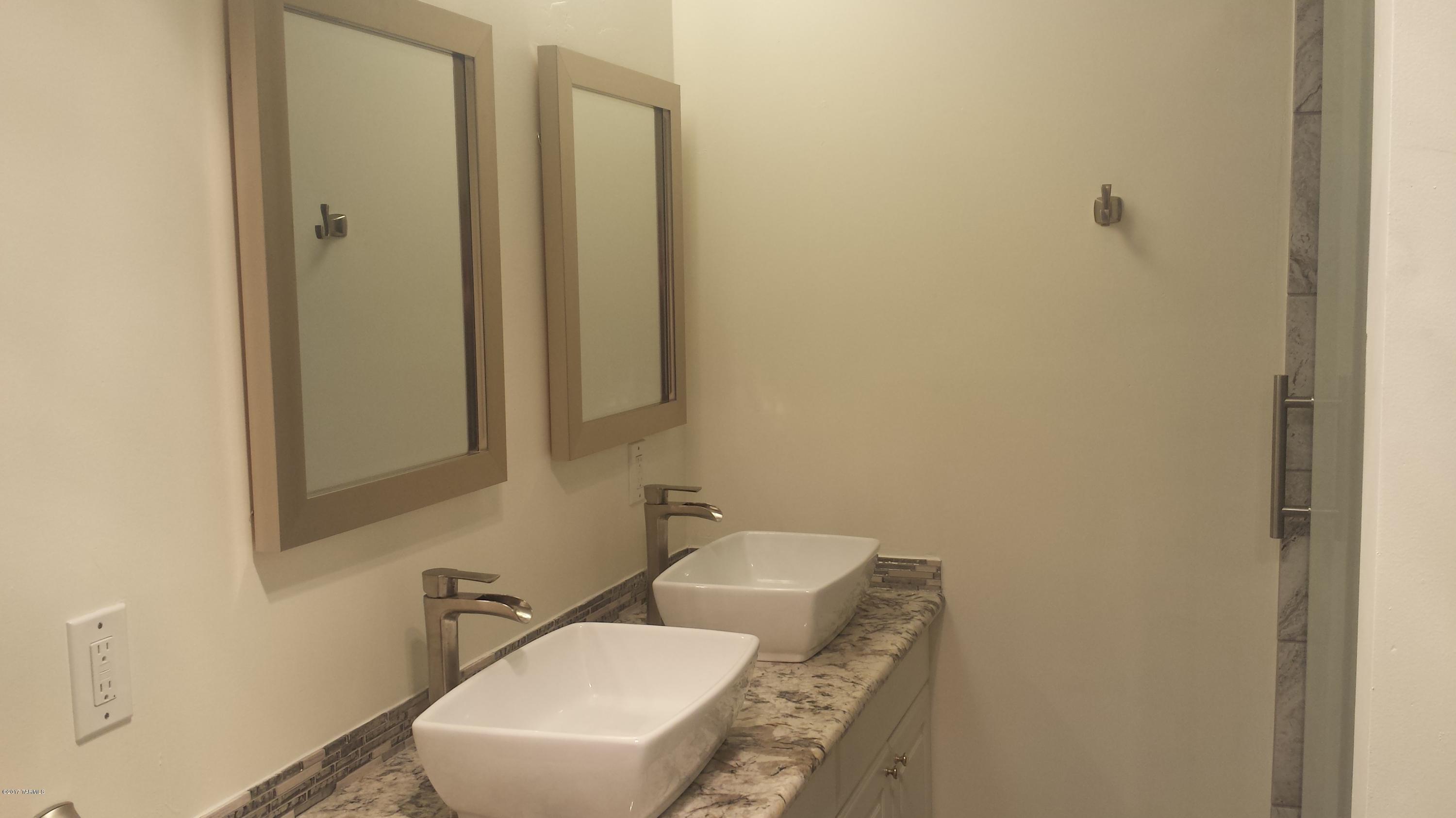 La Canada Foothills (1-75) - Residential