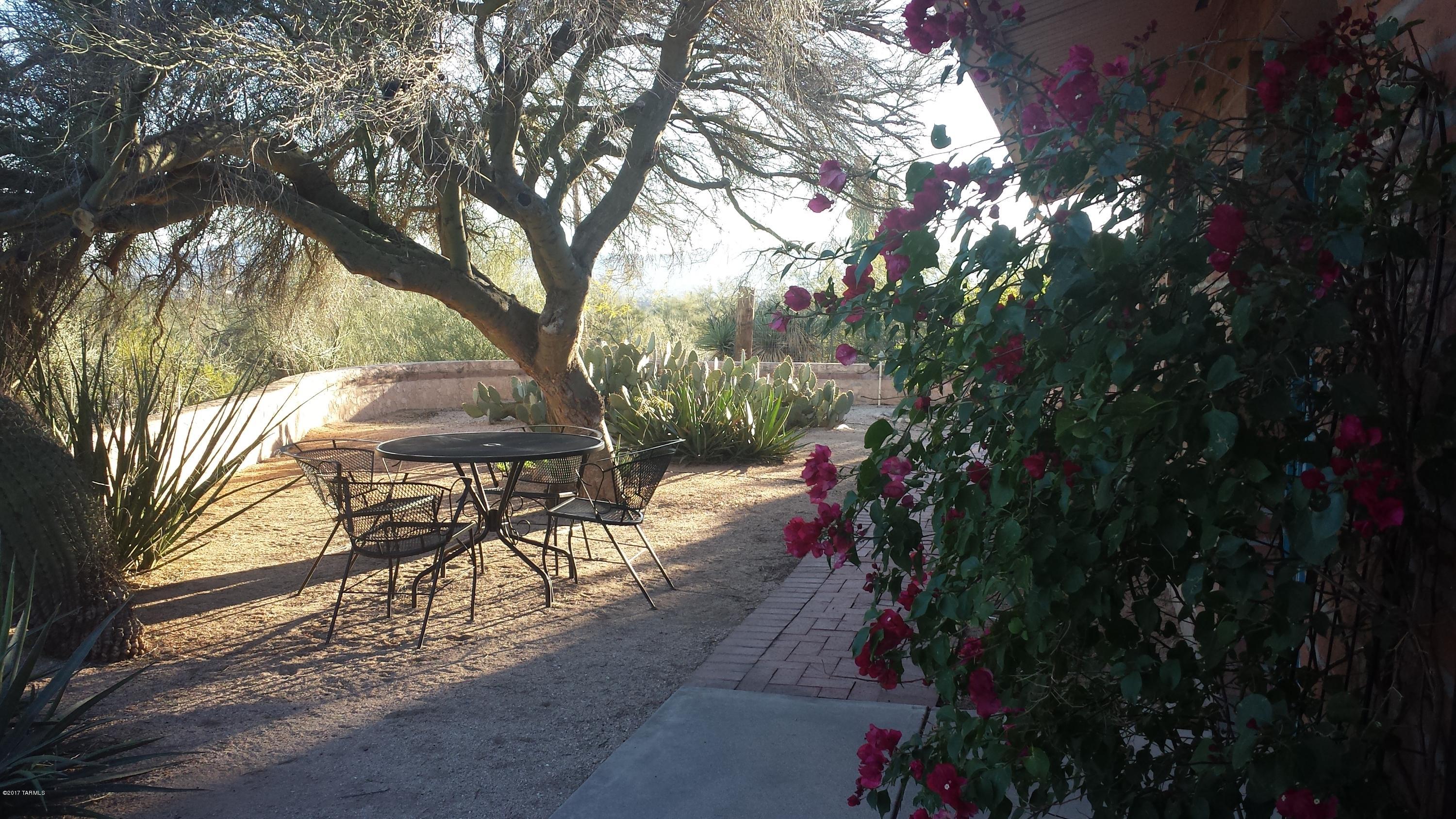 La Canada Foothills (1-75) - Residential