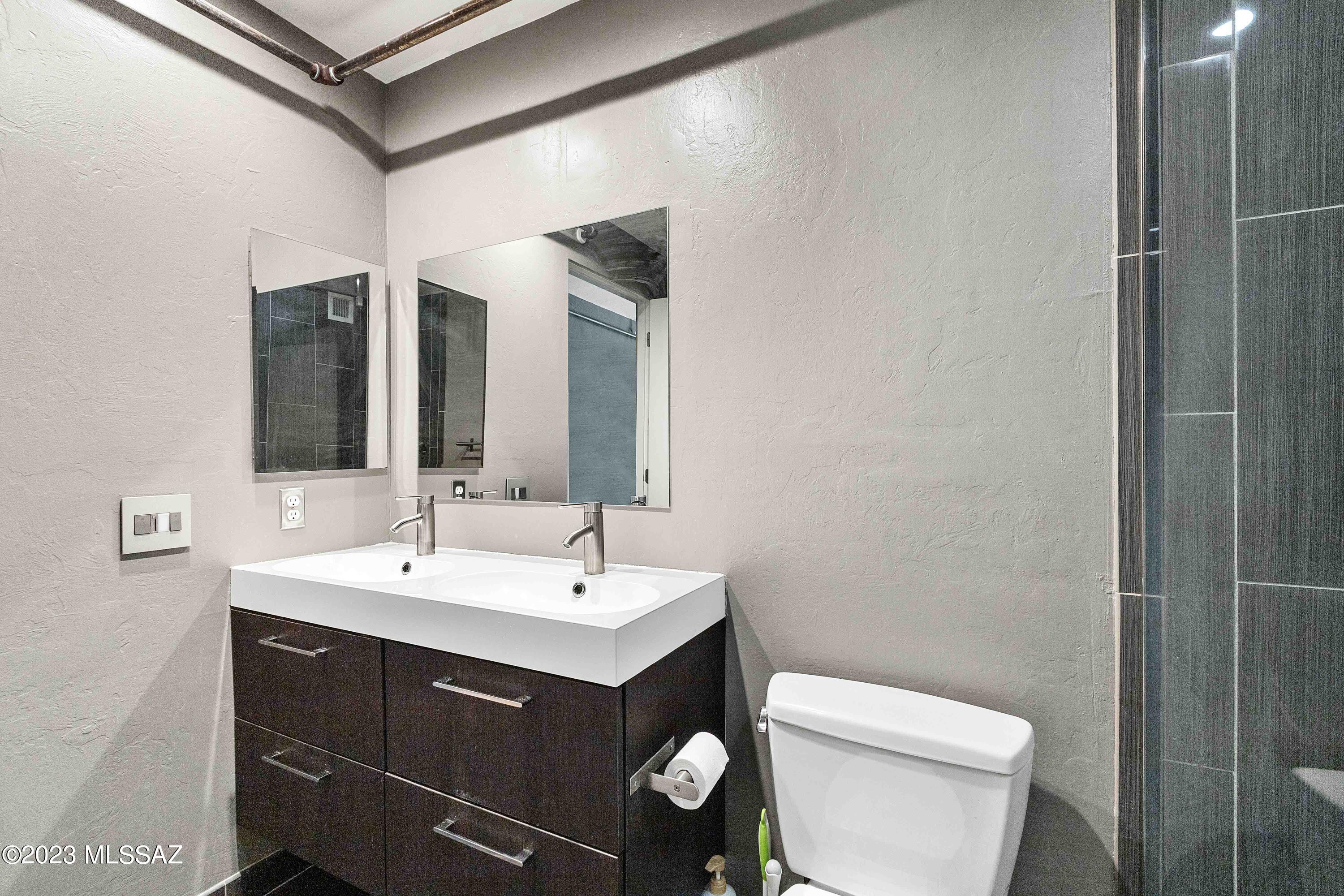 Ice House Lofts Units 1-51 - Residential