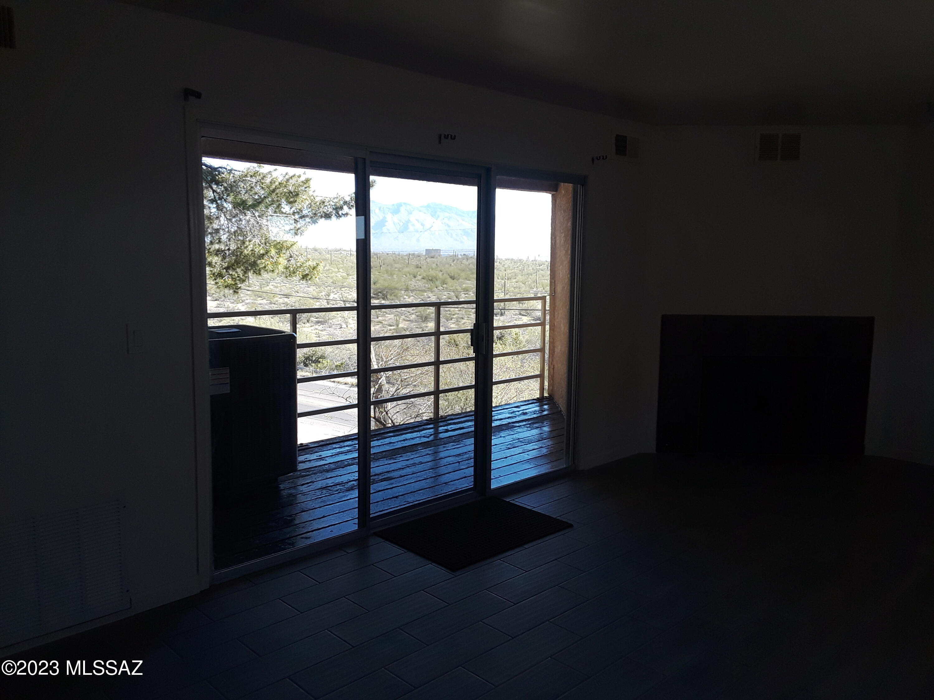 La Vida - Residential