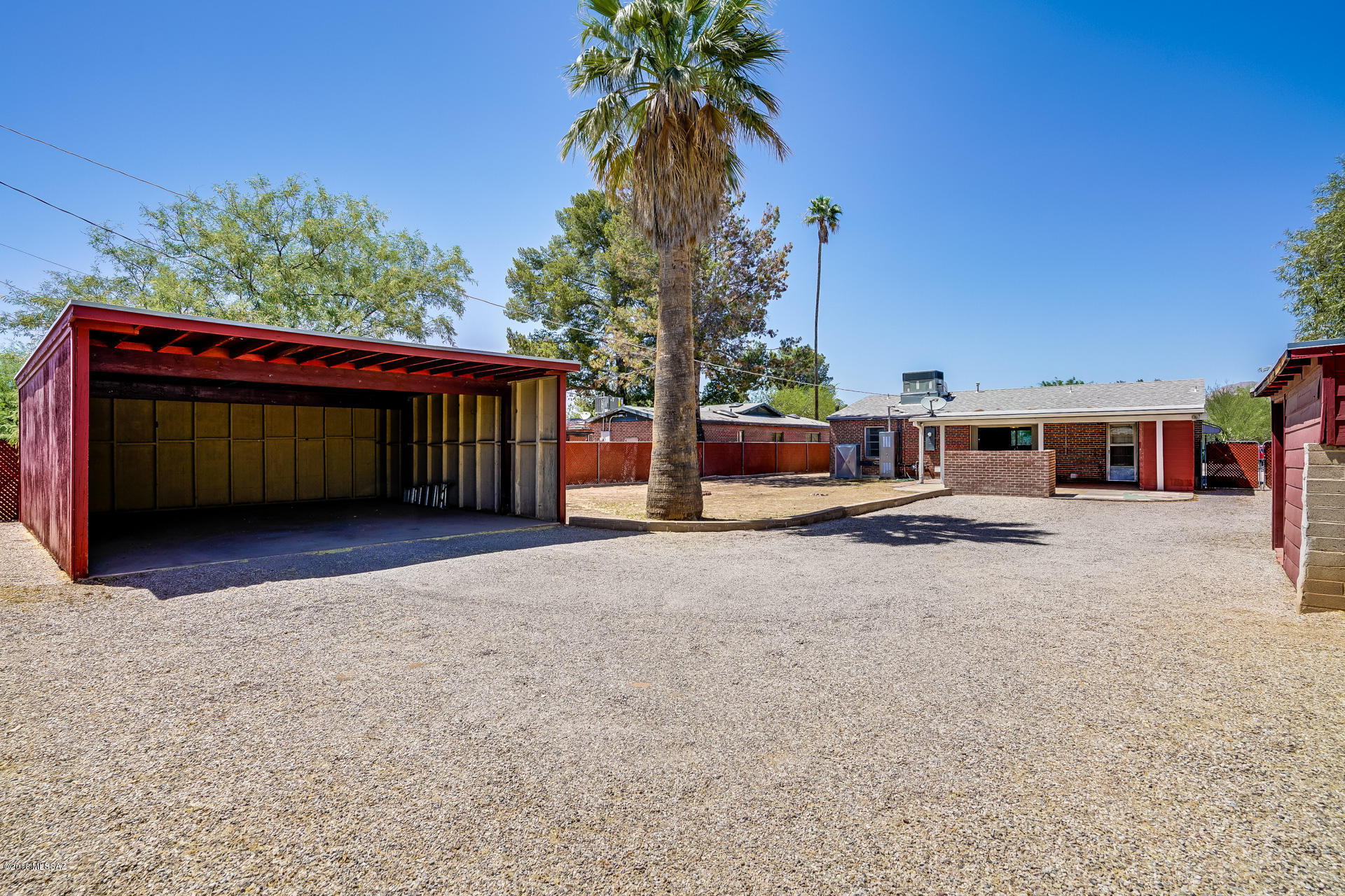 Casa Solariega - Residential