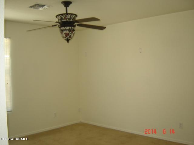 Riverhaven (1-373) - Residential Lease