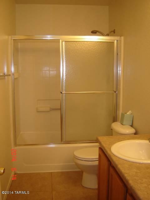 Riverhaven (1-373) - Residential Lease