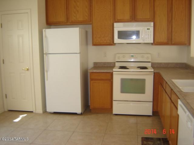 Riverhaven (1-373) - Residential Lease