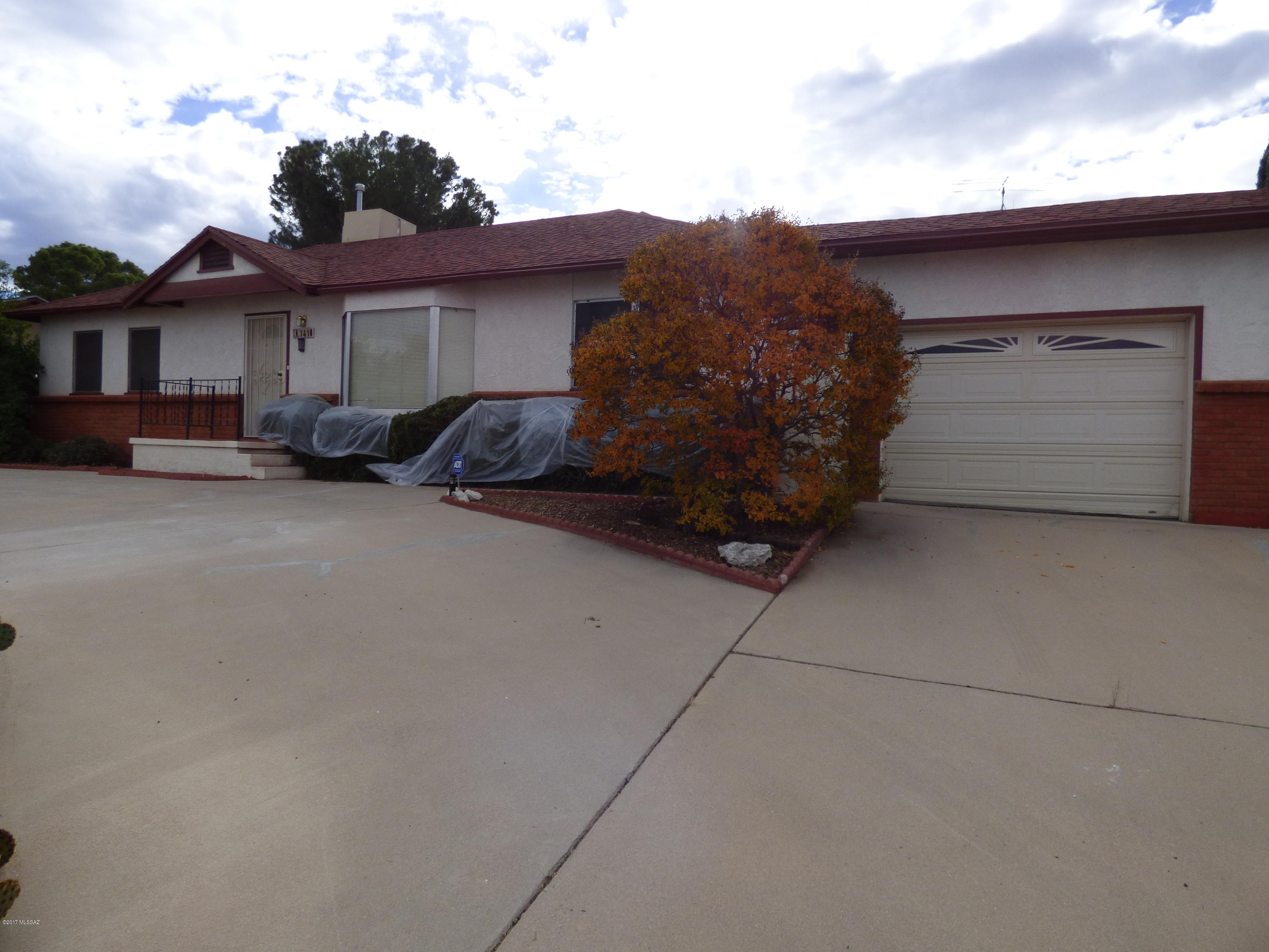 New Tucson Unit NO. 1 (1-127) - Residential Lease
