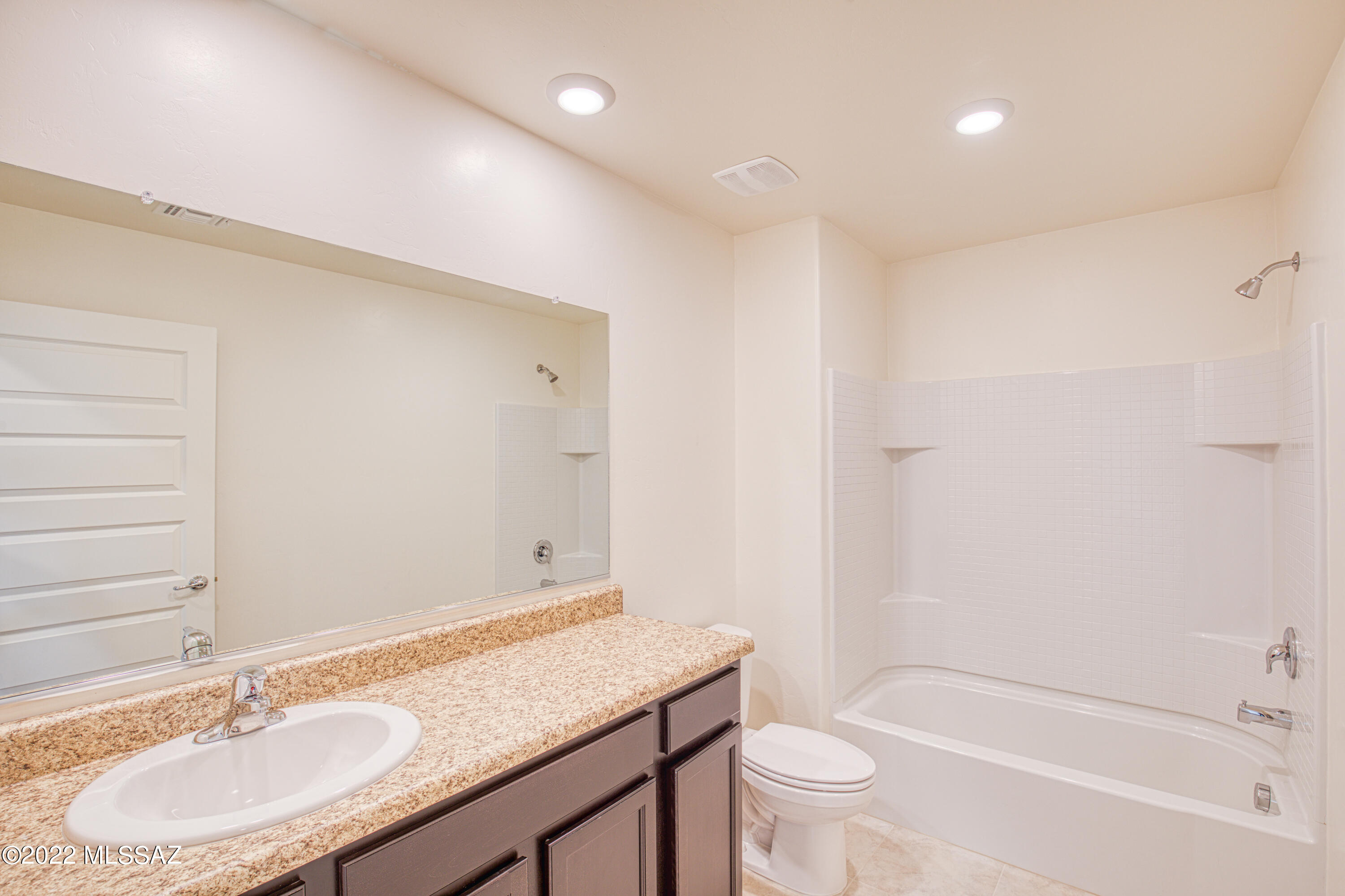 Saguaro Bloom SQ20180540069 - Residential