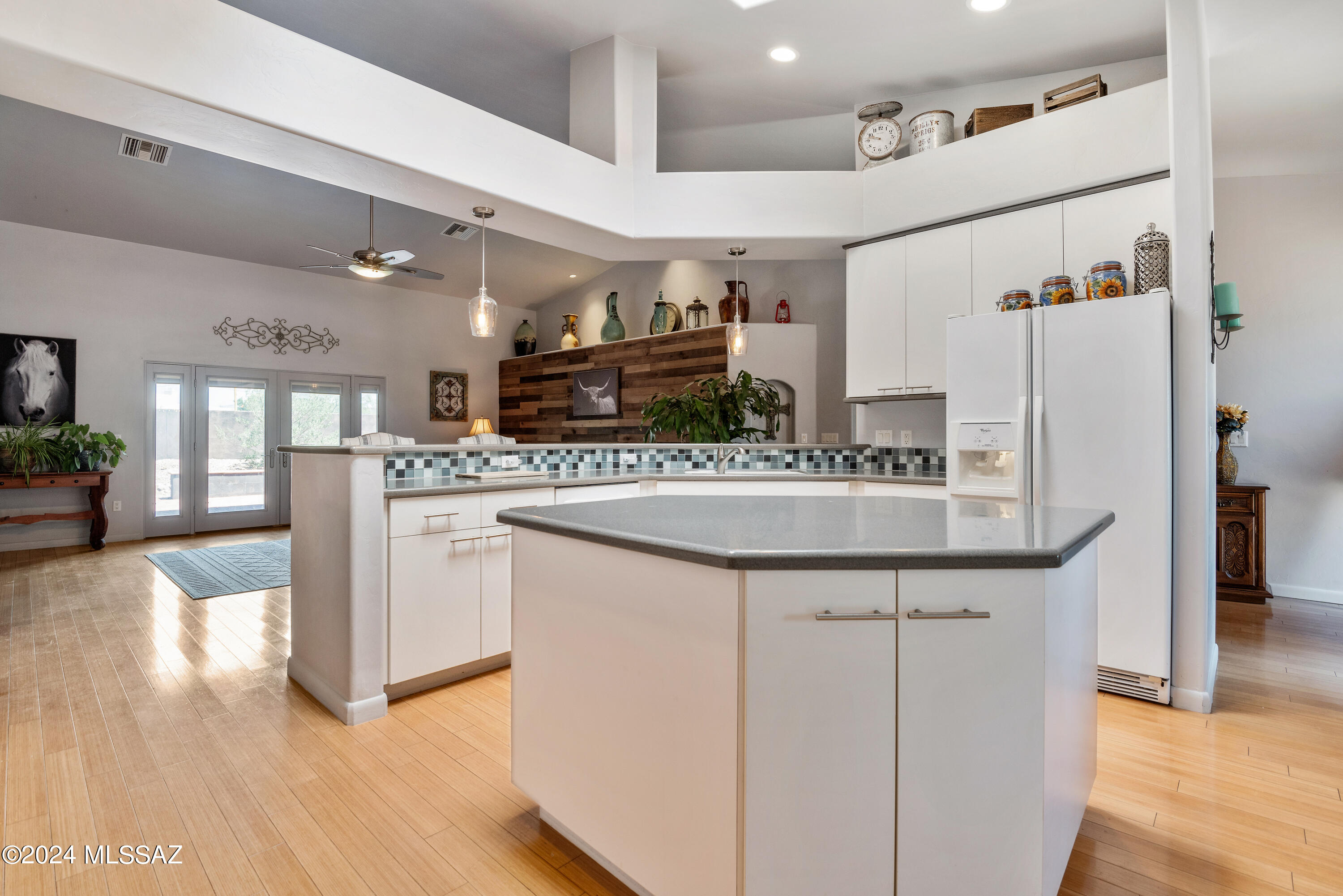 New Tucson Unit NO. 27 - Residential